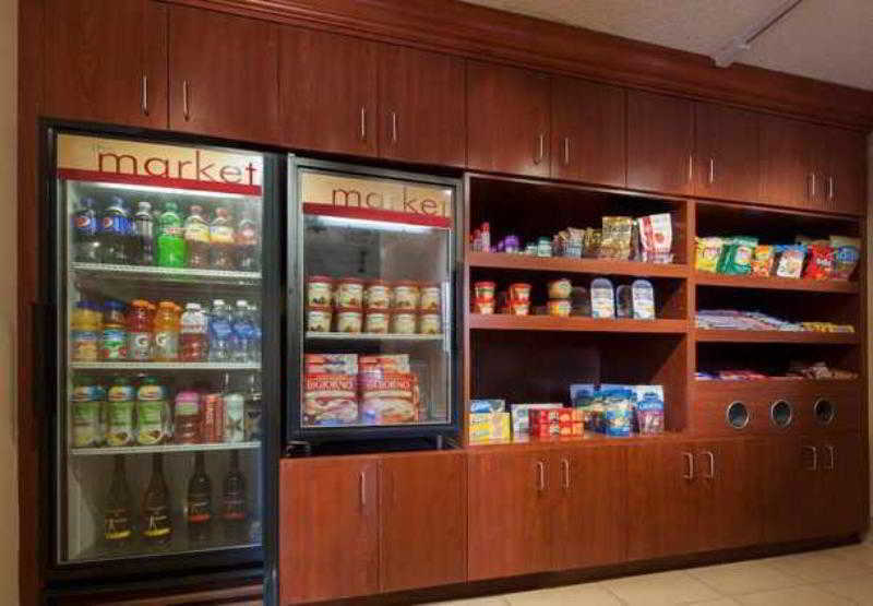 Hotel & Miami Airport West Doral