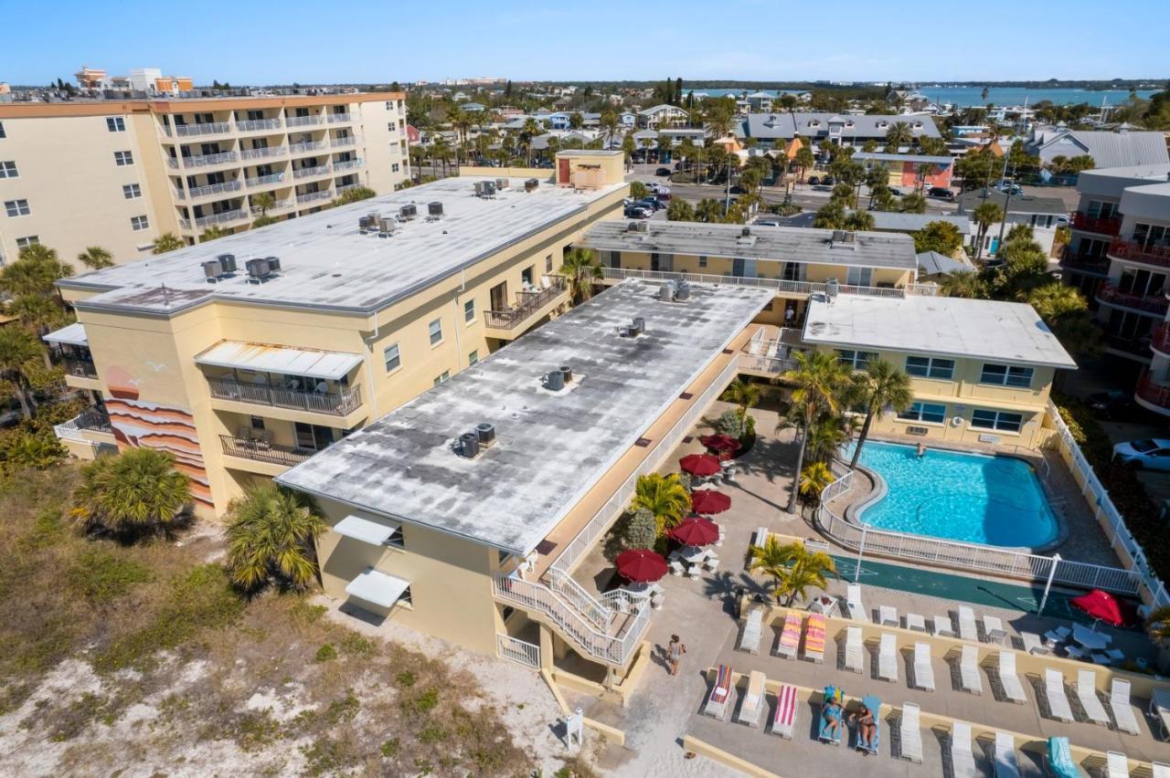 Holiday home 228 Surf Song St. Pete Beach