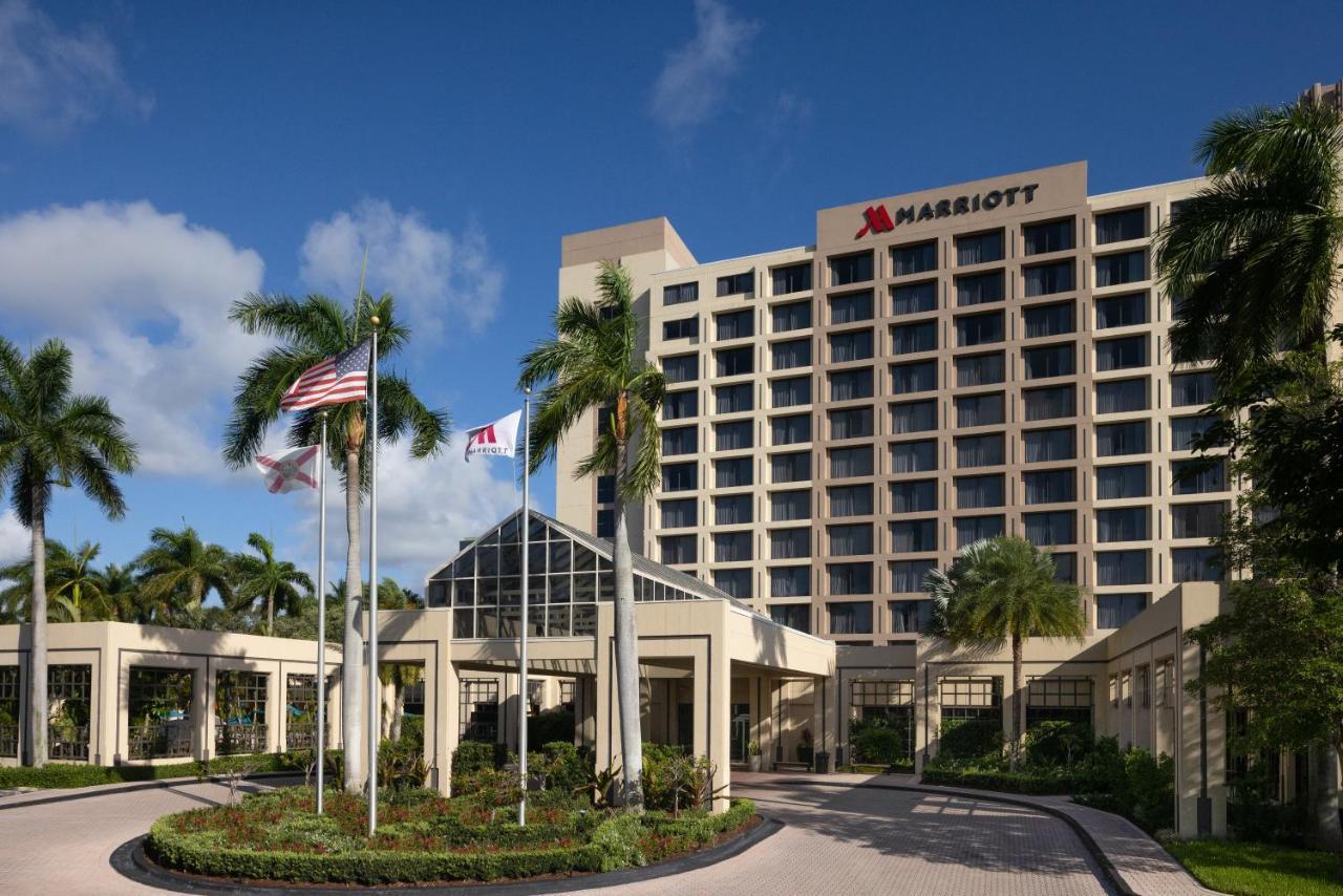 Marriott At Boca Center 4*