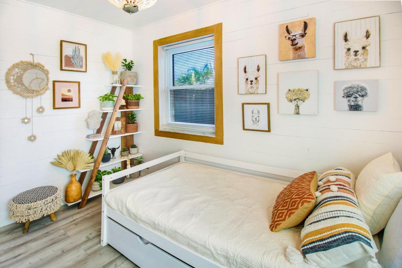 Private Heated Pool Oasis Pet-friendly Retreat Short Or Long Sleeps 2-8 Ppl Villa Pompano Beach