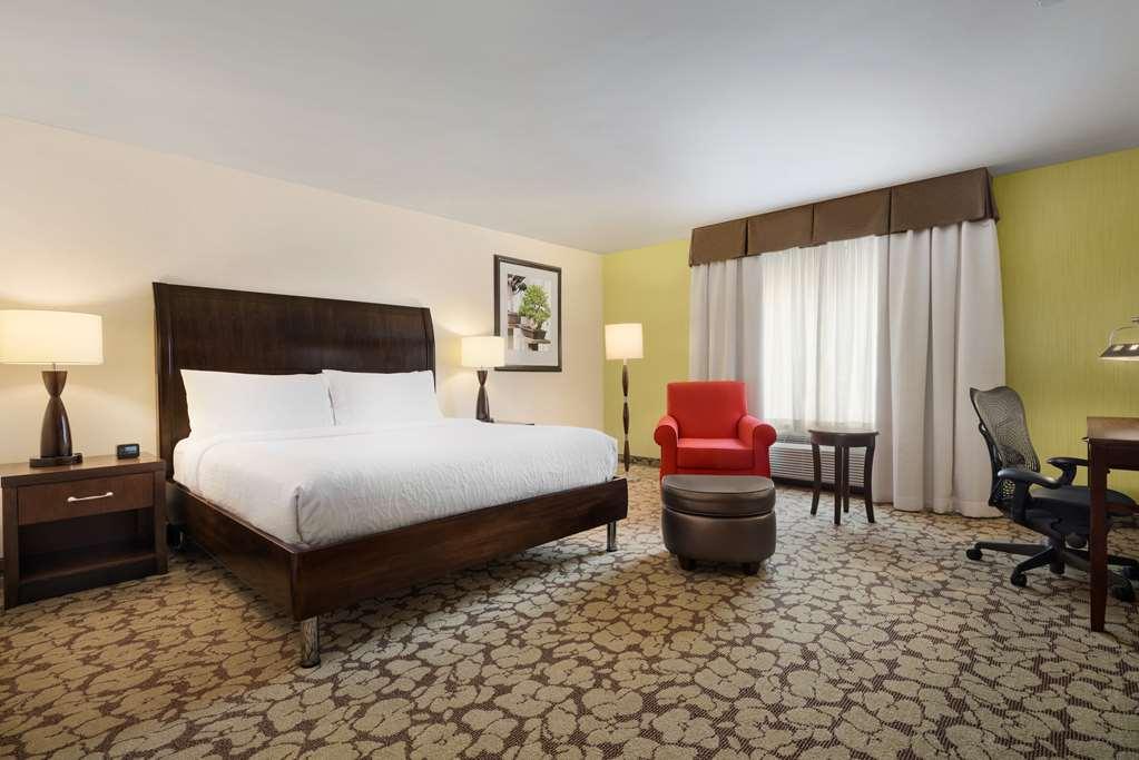 Hilton Garden East Brandon Hotel