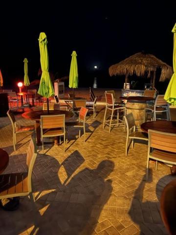Ocean Manor Tiki Sunset Retreat 4* Lauderdale-by-the-Sea