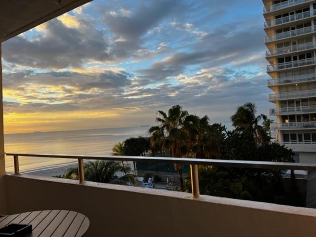 Ocean Manor Tiki Sunset Retreat