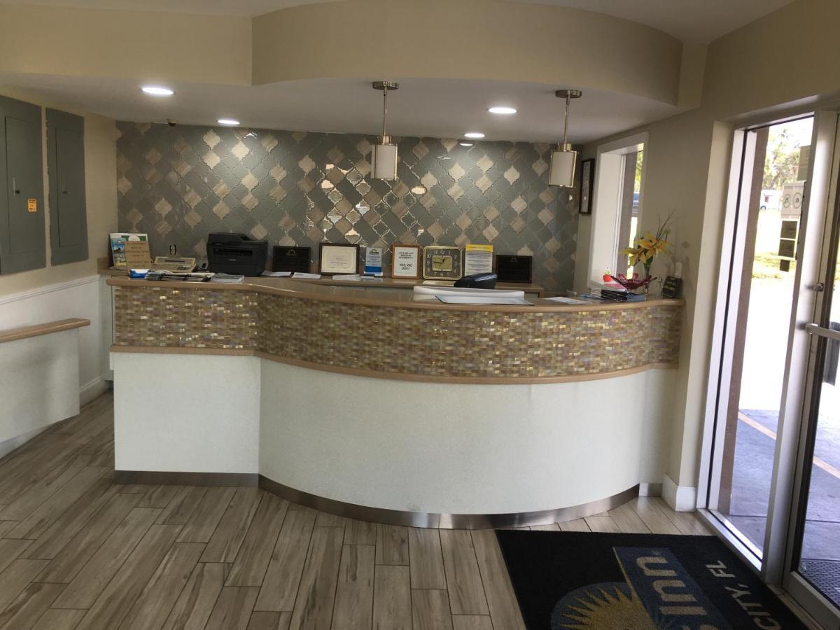 Days By Wyndham Orange City/deland Motel 2*