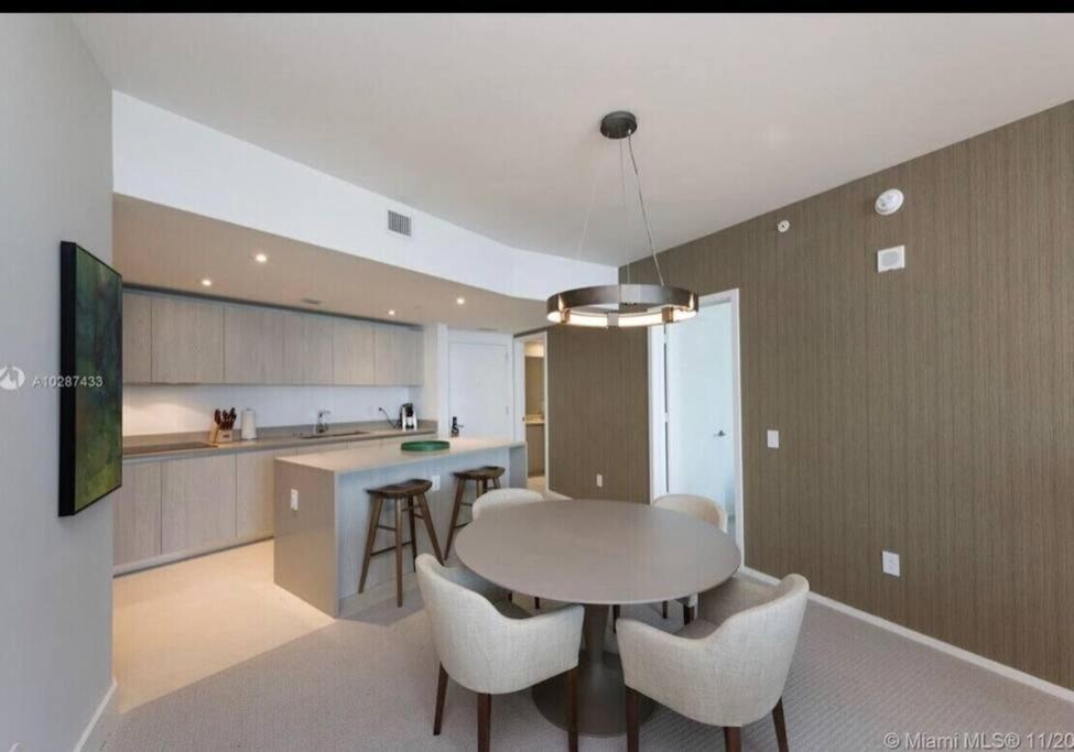 Ocean View Beachfront 2bed/2b M-penthouse @hyde Apartment *