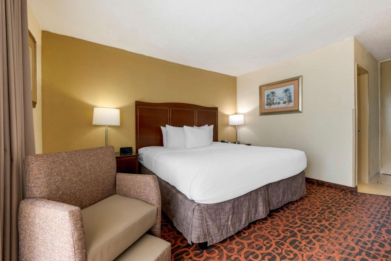 Western North Miami-bal Harbour 3*
