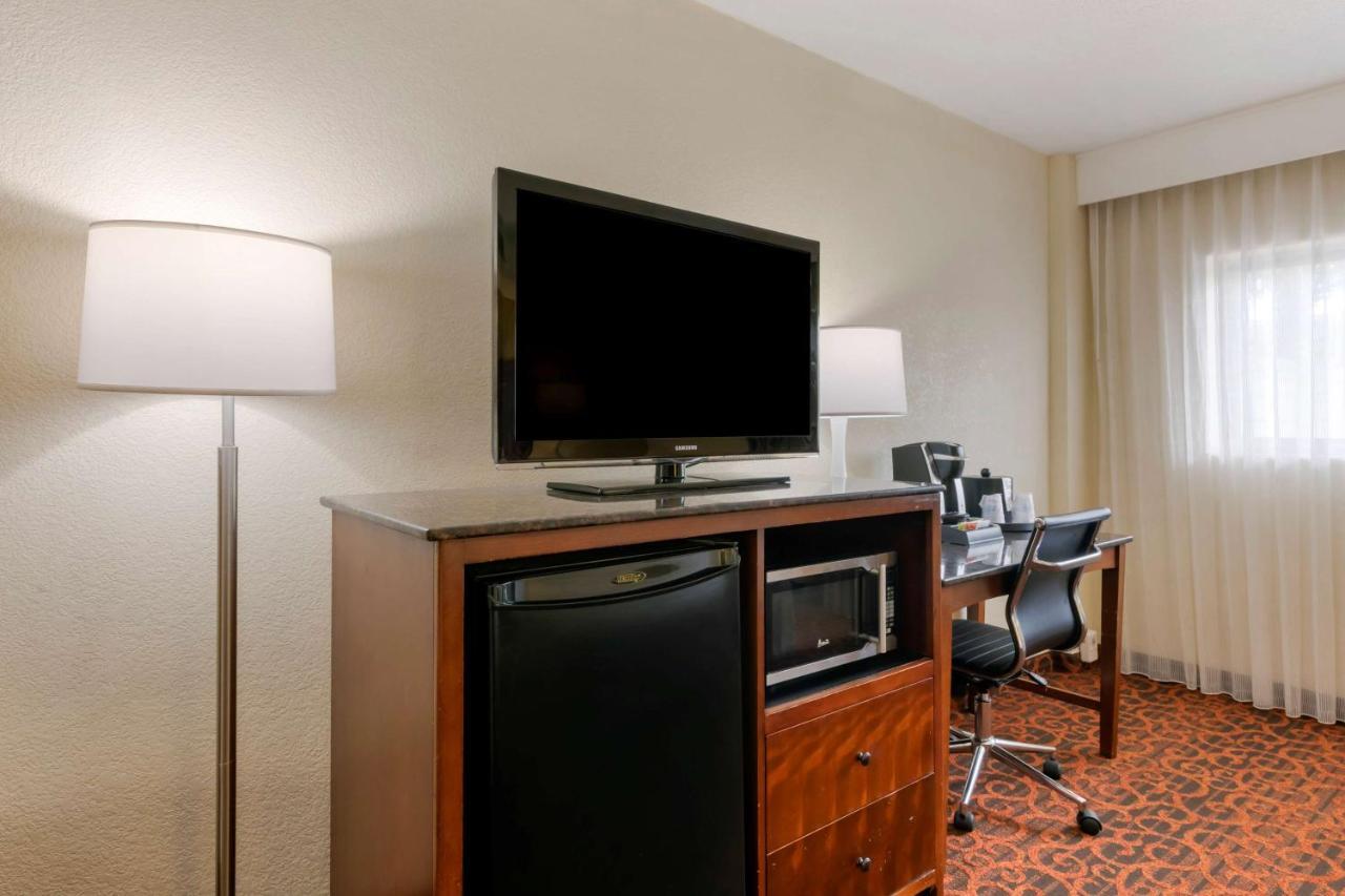 Hotel Western North Miami-bal Harbour 3*
