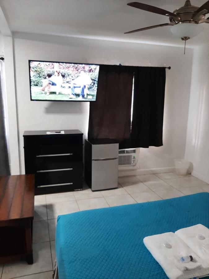 Dania Inn 2*