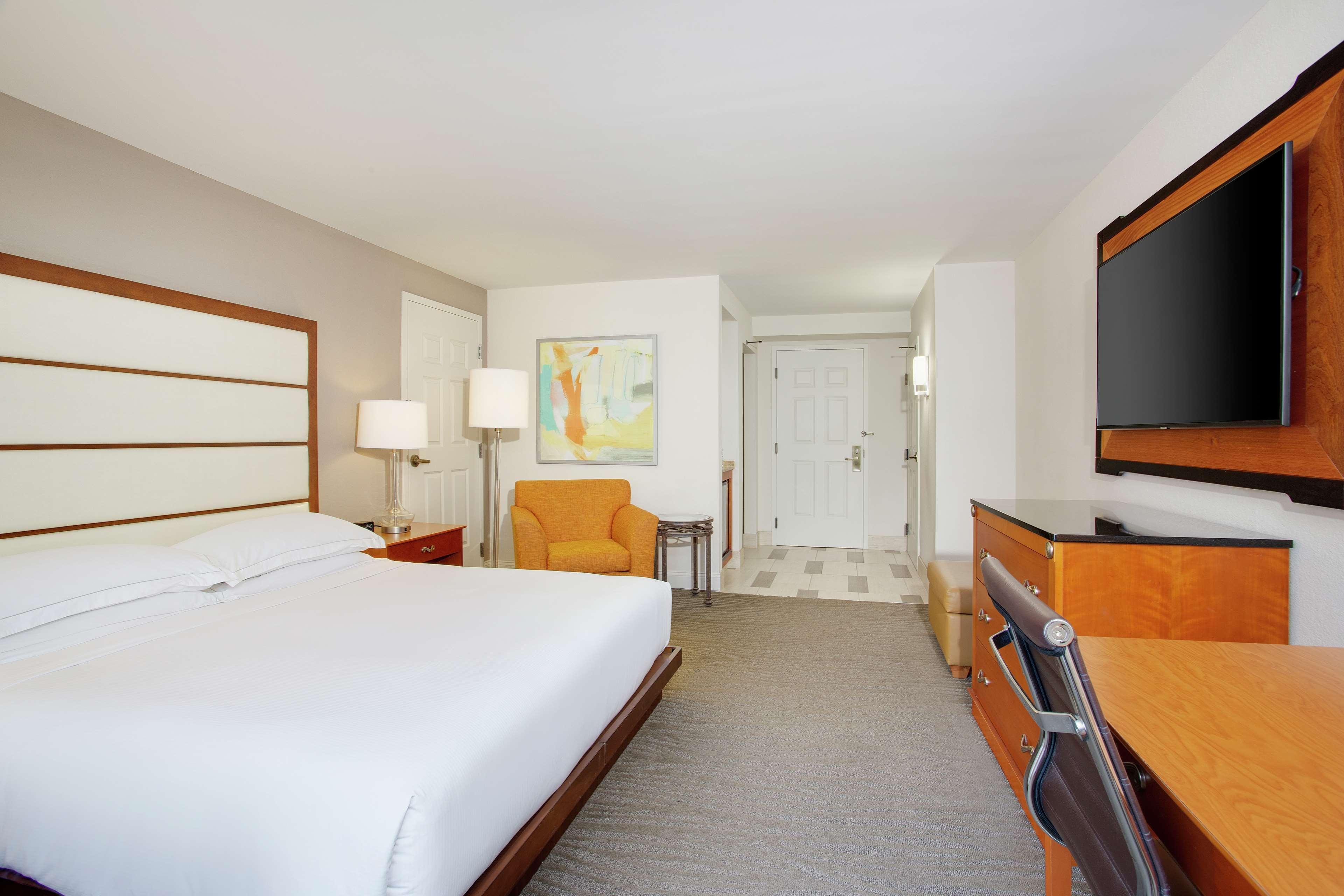 Hilton Hotel Naples