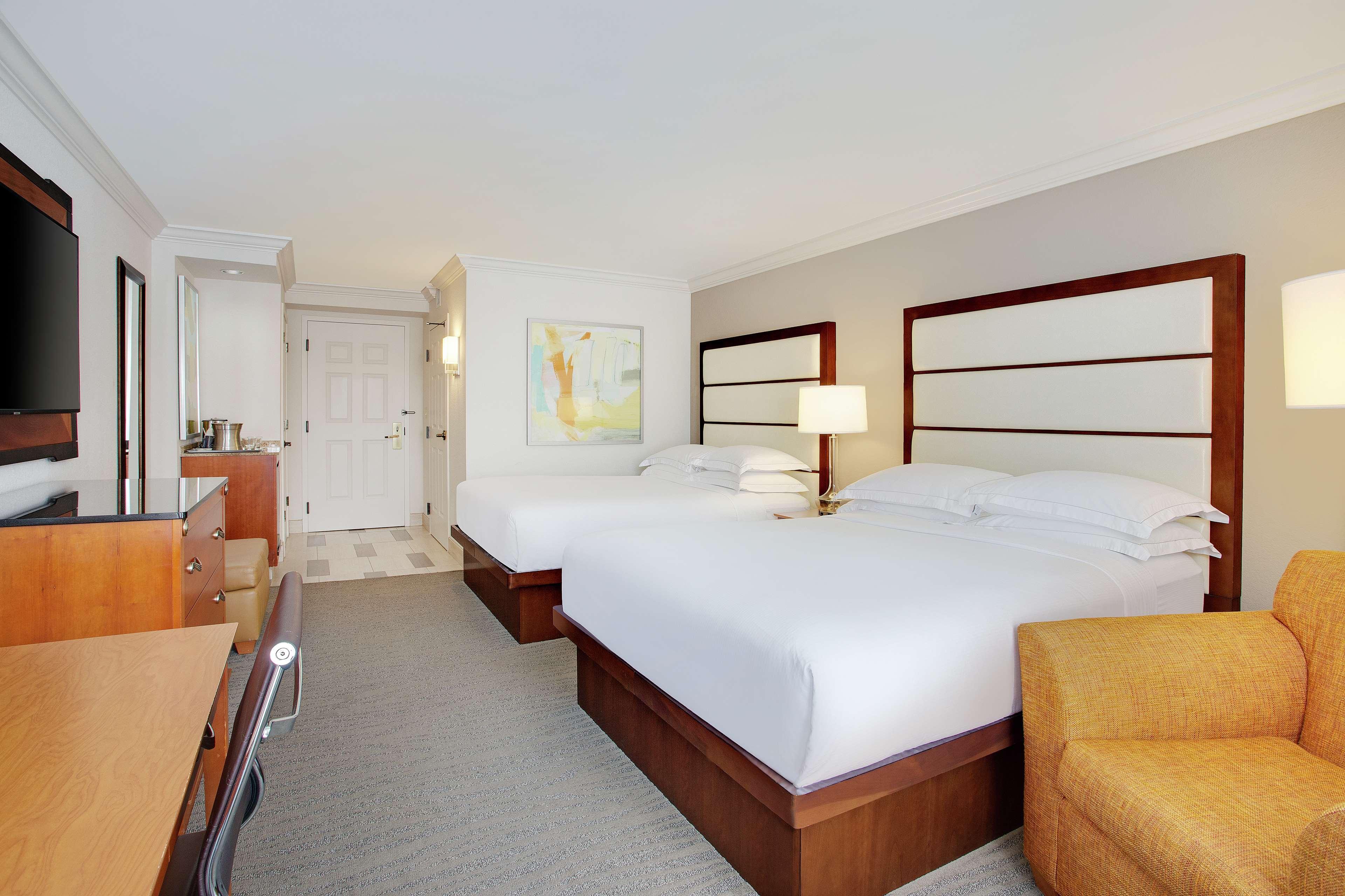 Hilton 4*