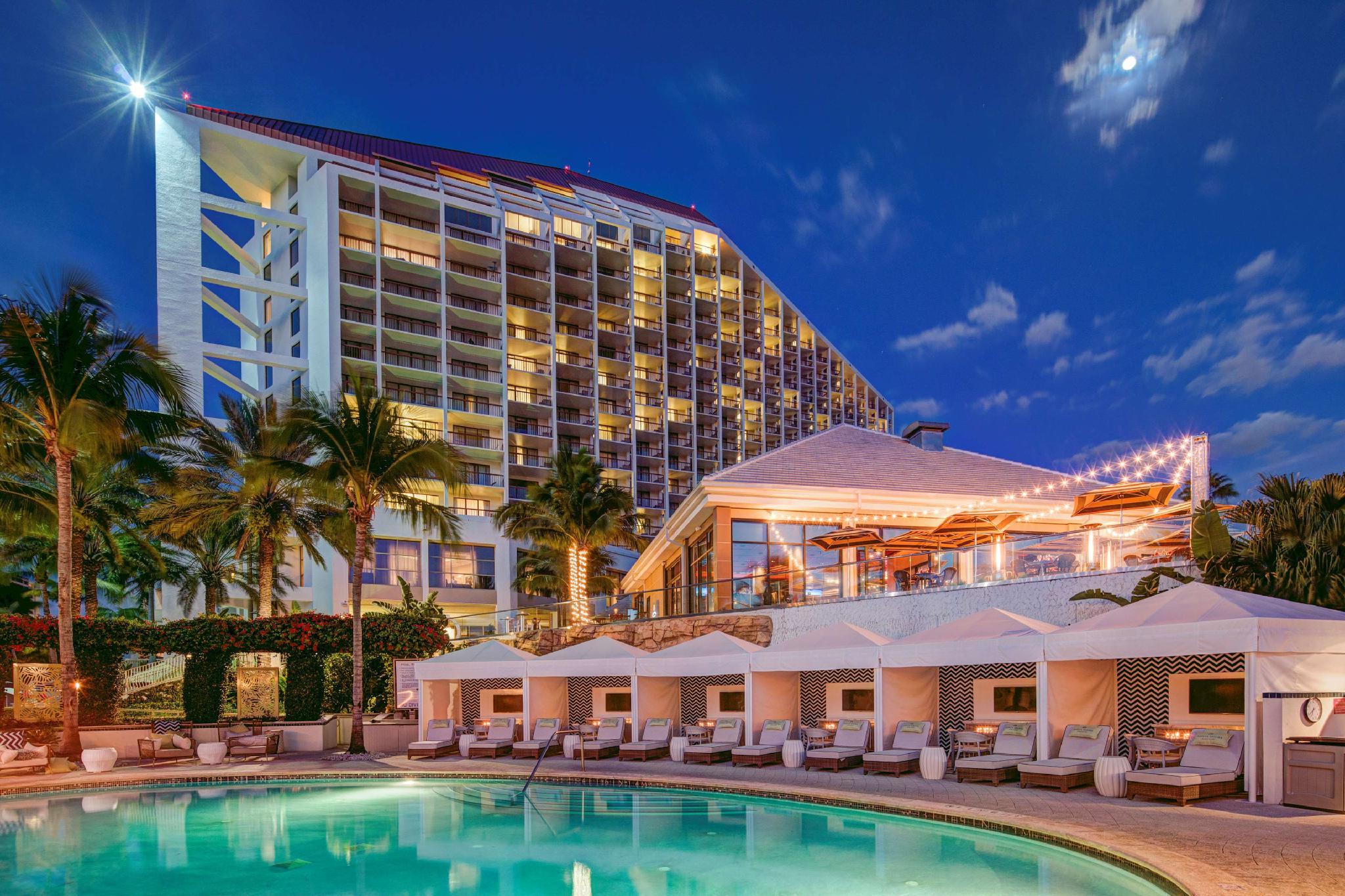 Resort Naples Grande Pine Ridge