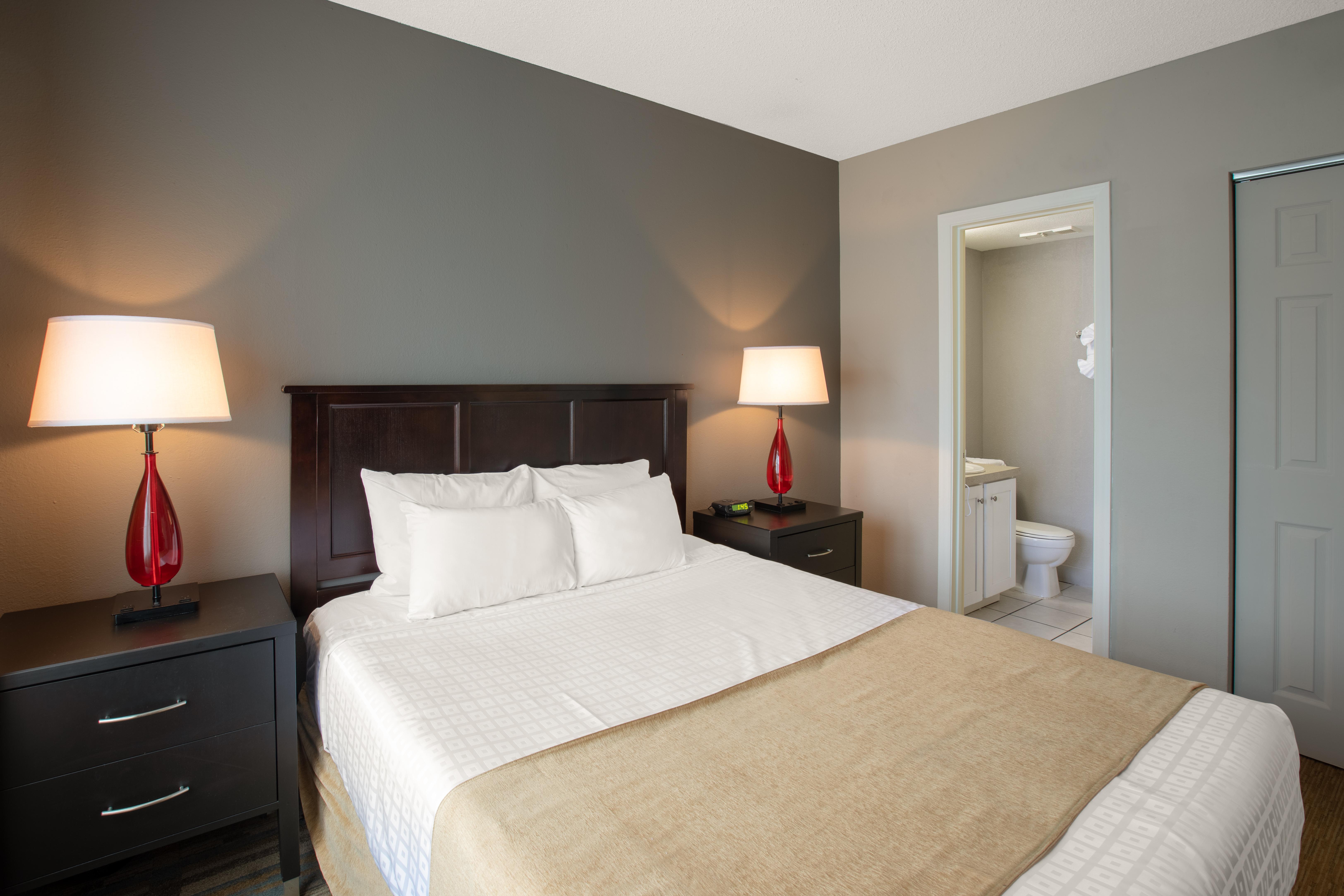 Hotel Enclave Suites, A Staysky & Near Universal 3*