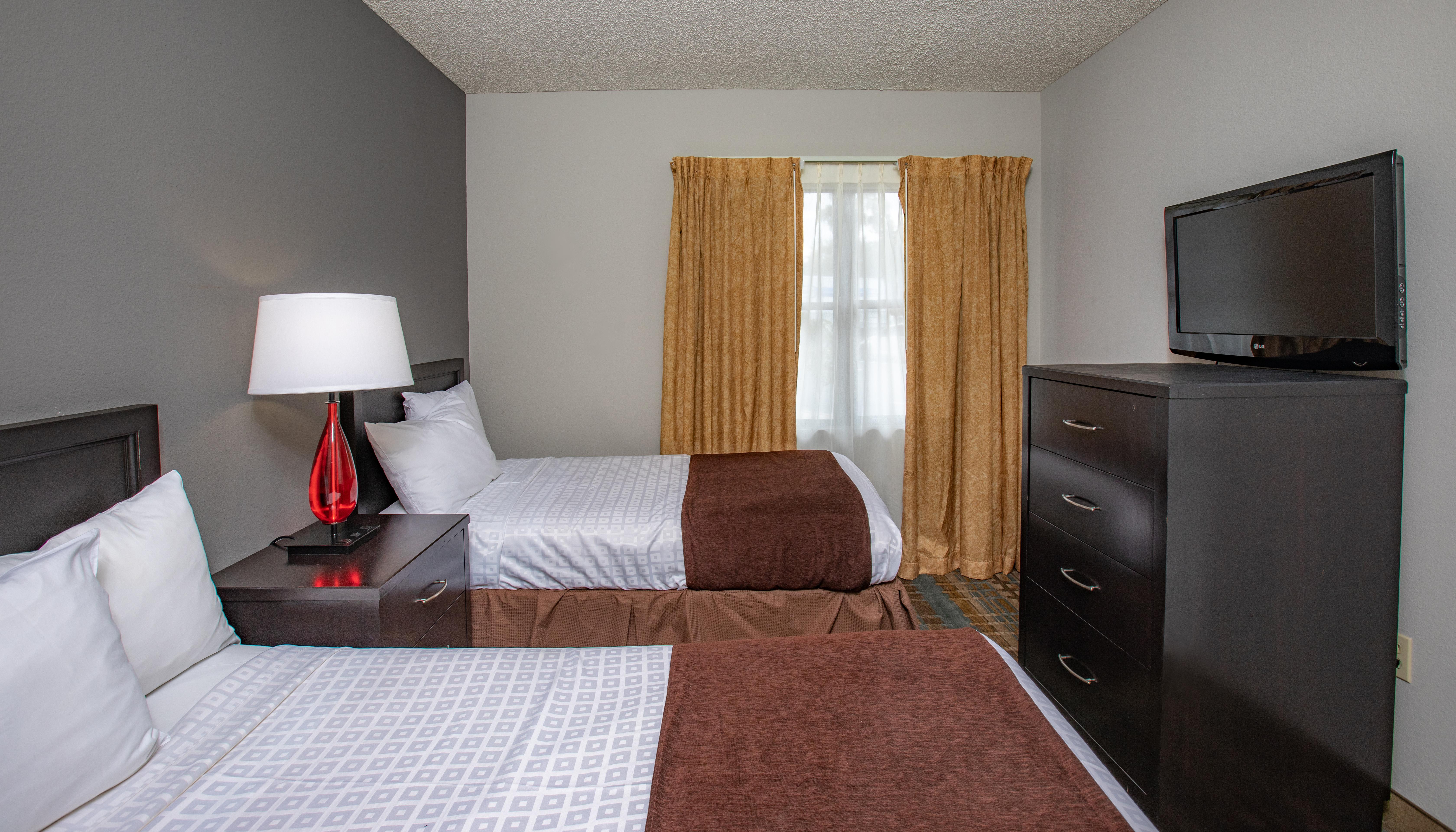 Hotel Enclave Suites, A Staysky & Near Universal Orlando