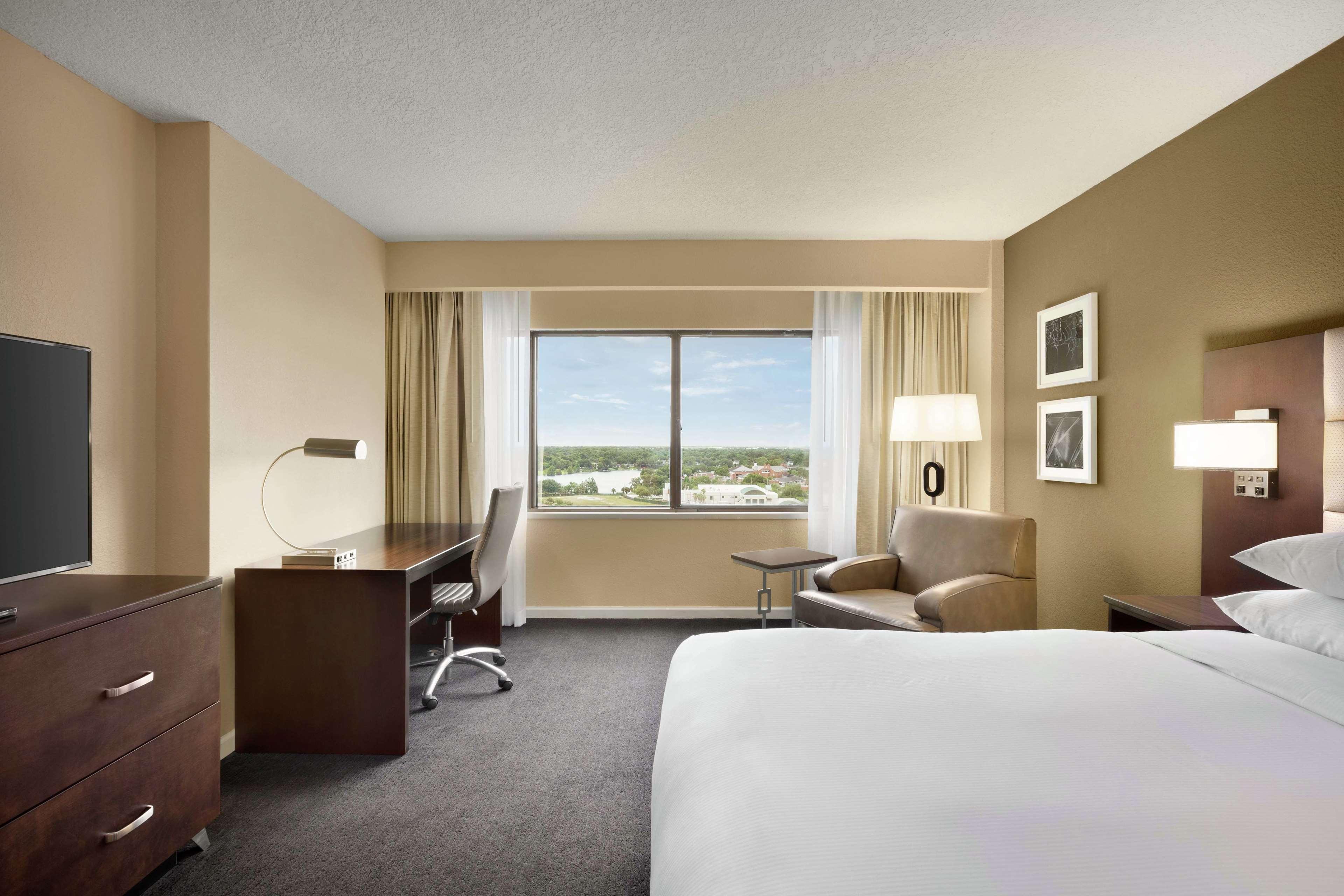 Hotel Doubletree By Hilton Downtown