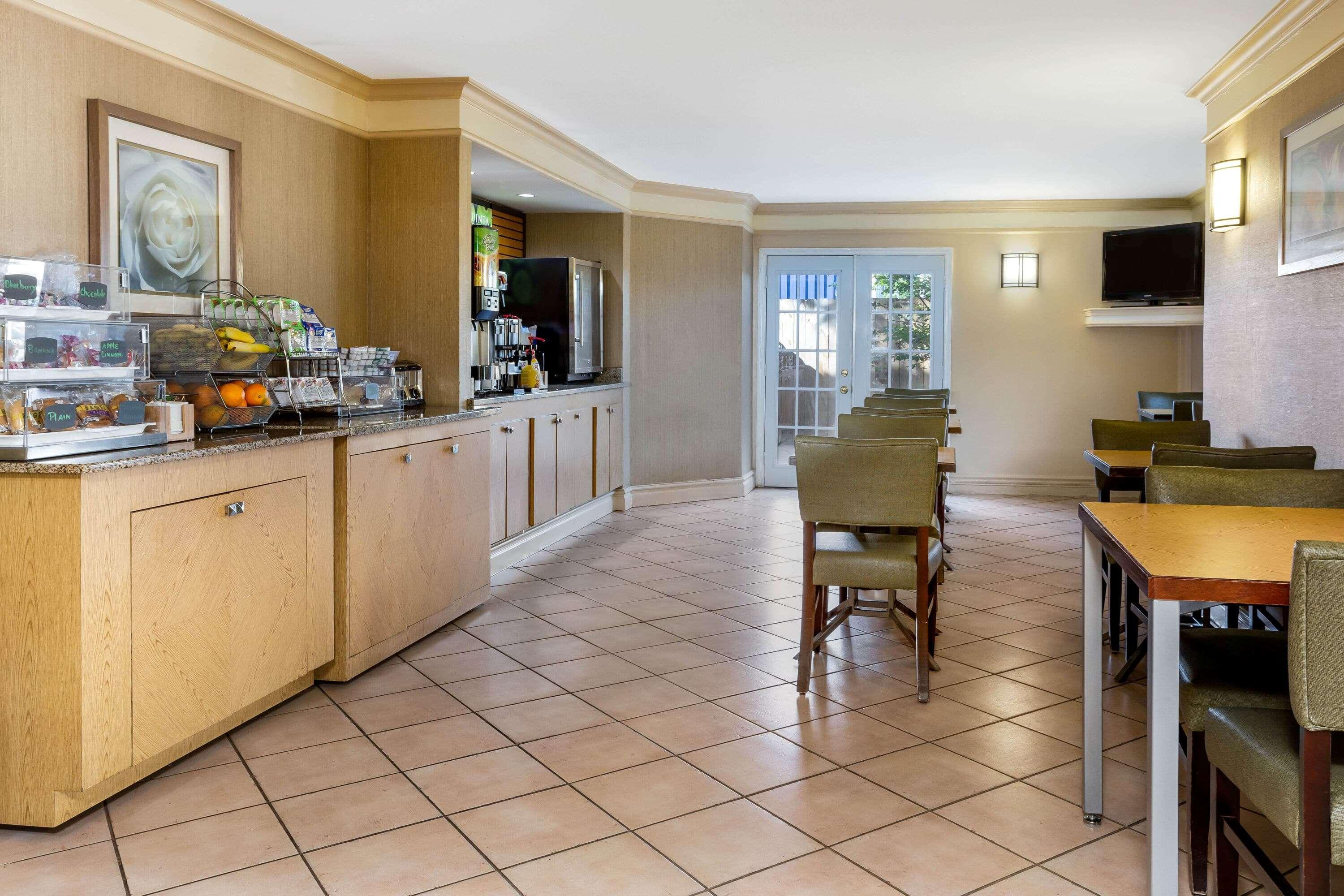 La Quinta Airport Stadium Westshore Hotel Tampa