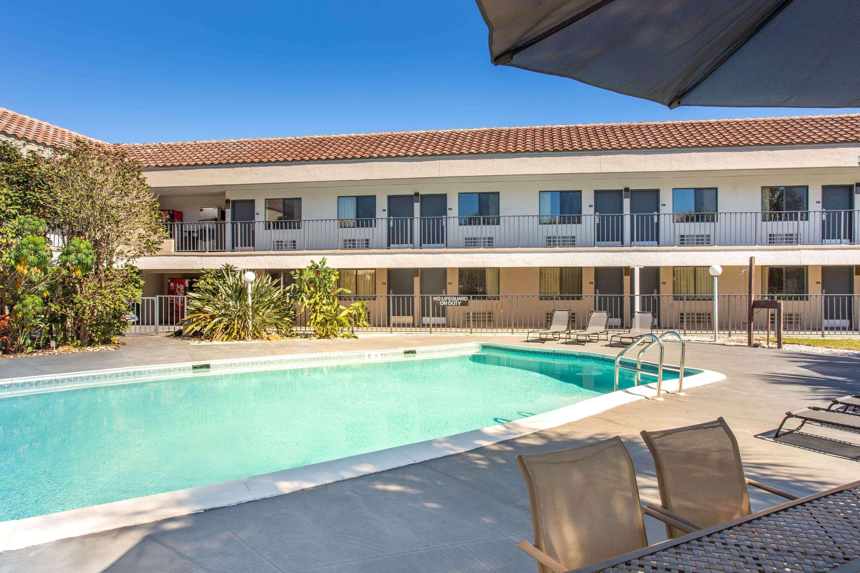 Hotel Super 8 By Wyndham