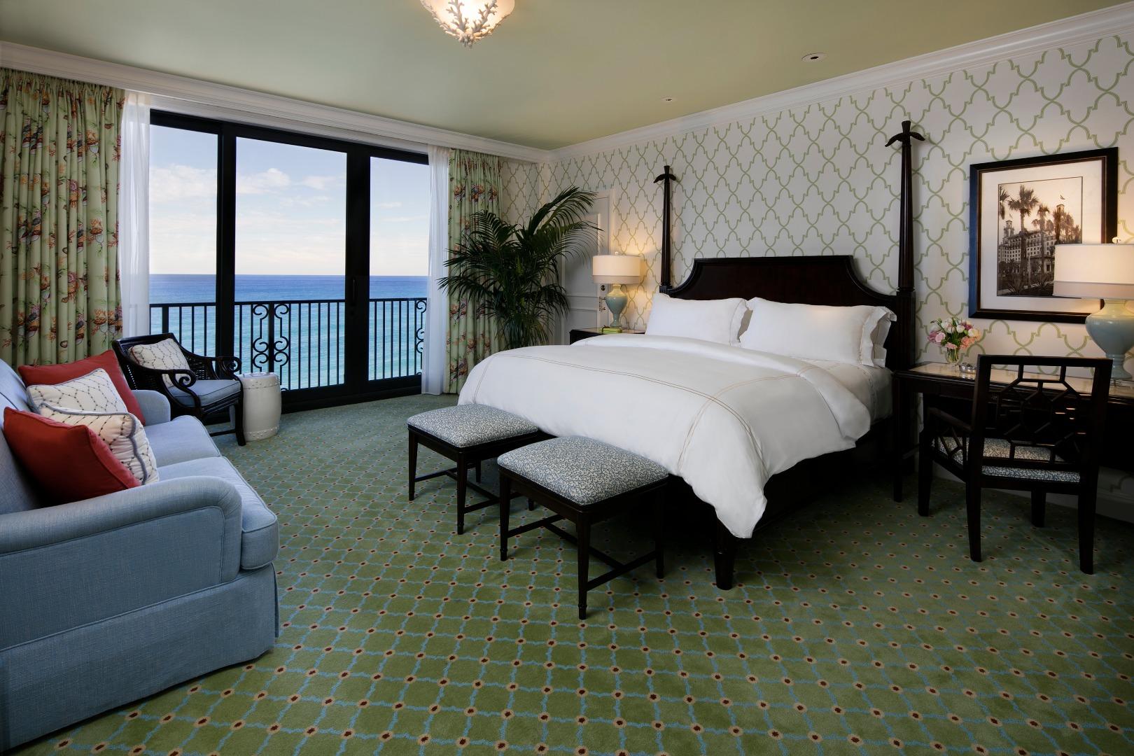 The Breakers Palm Hotel