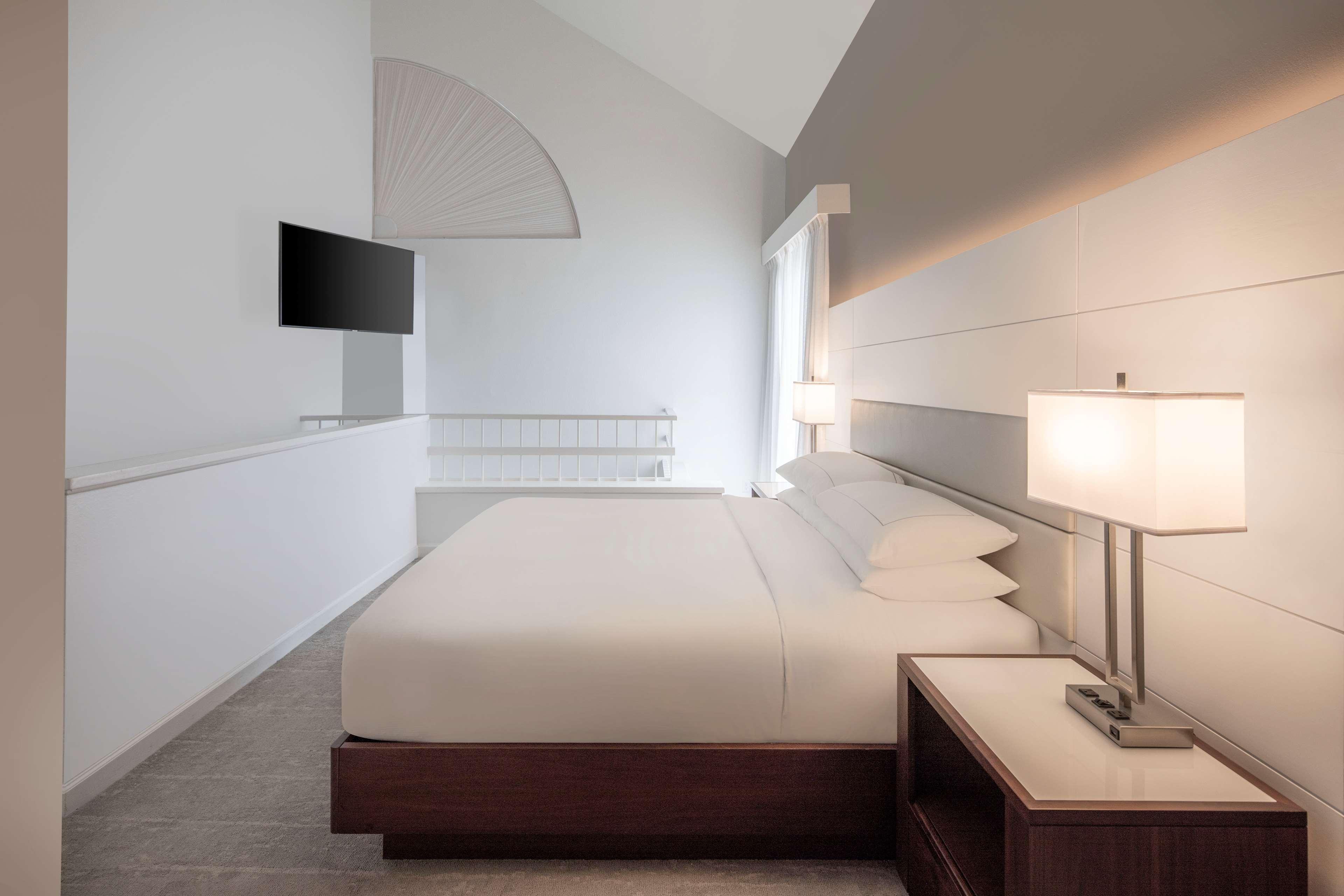 Doubletree By Hilton Deerfield Boca Raton Hotel Deerfield Beach