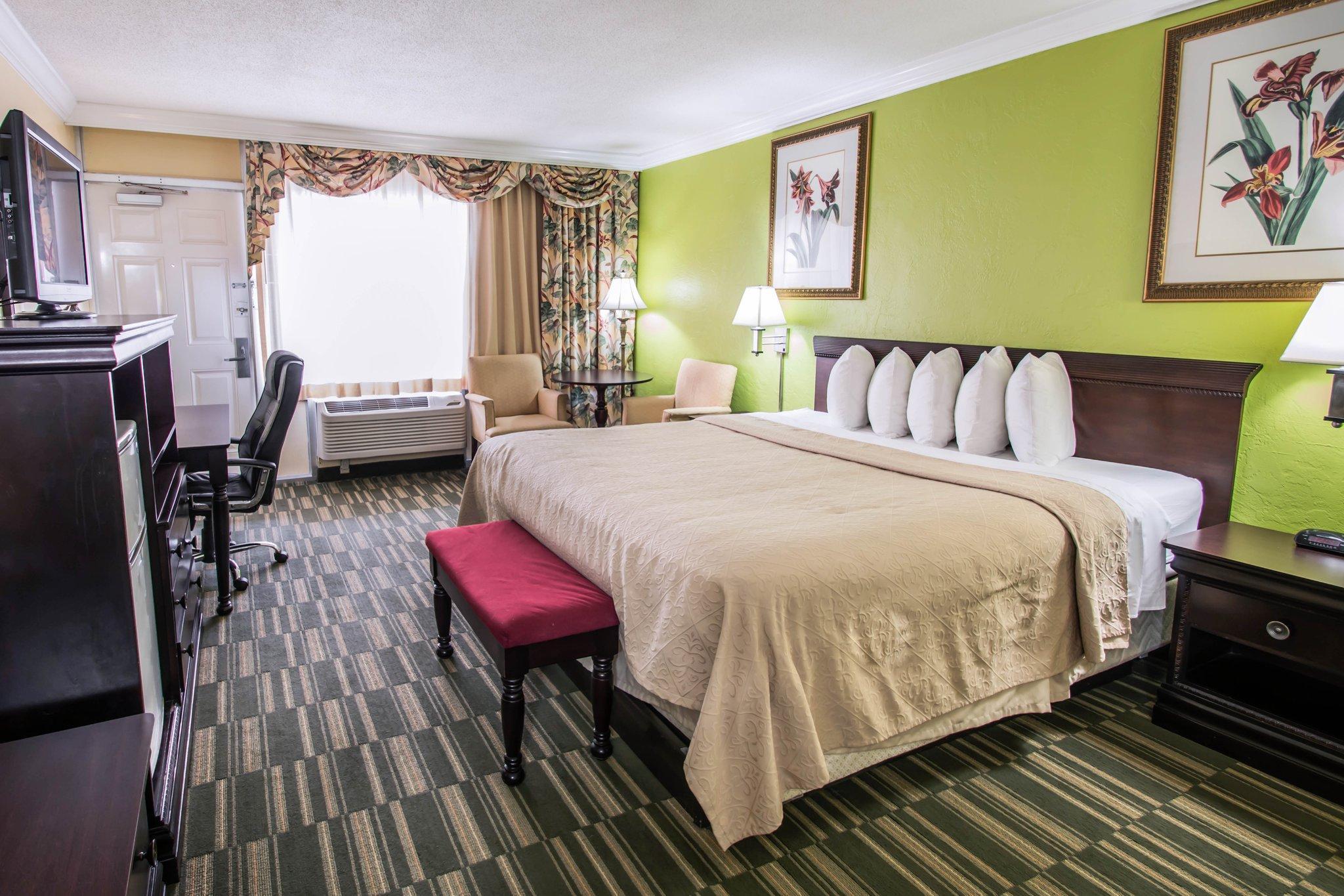 Quality Ormond Oceanfront Inn 3*