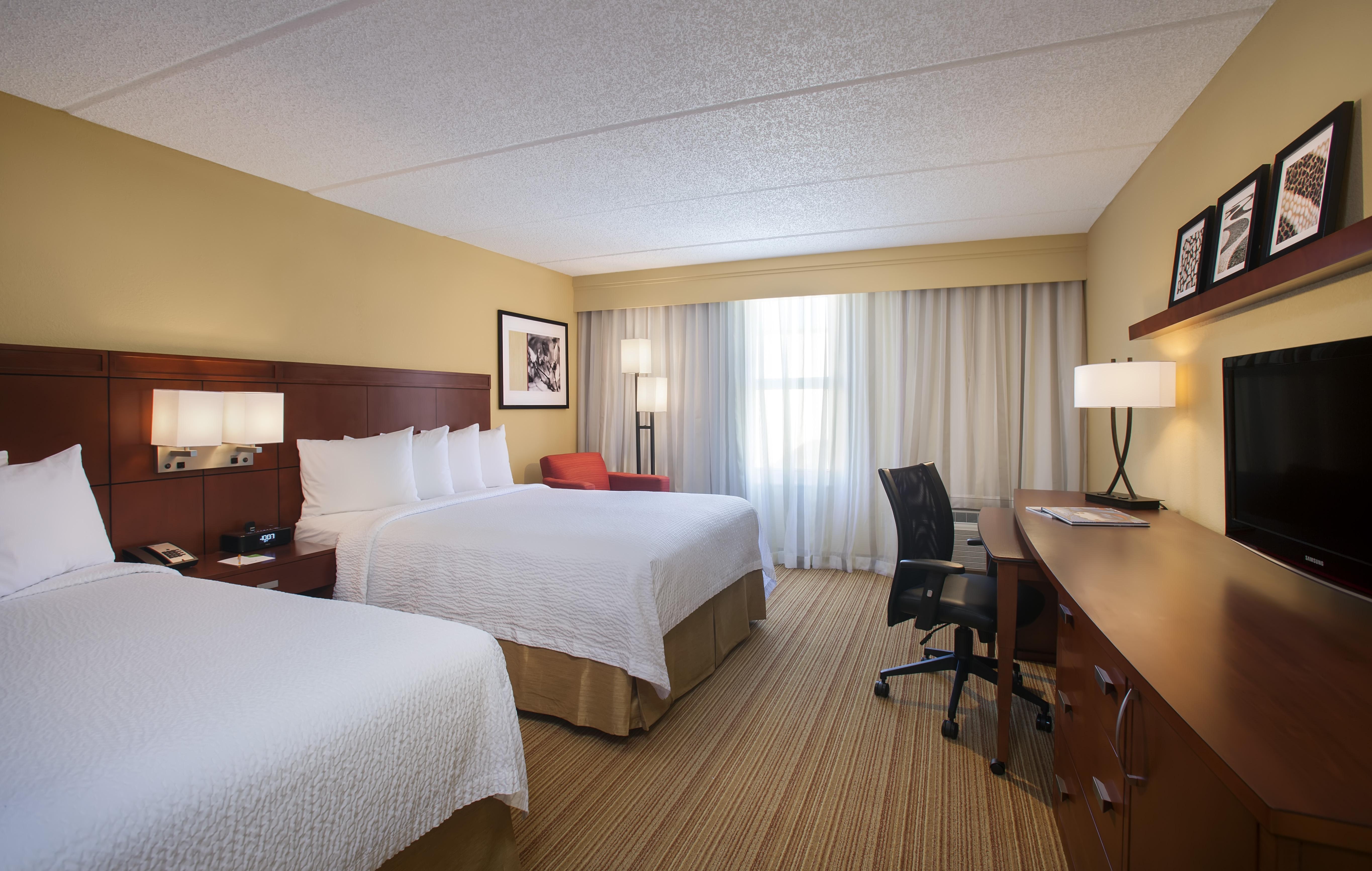 Courtyard By Marriott Miami Mall Hotel Aventura
