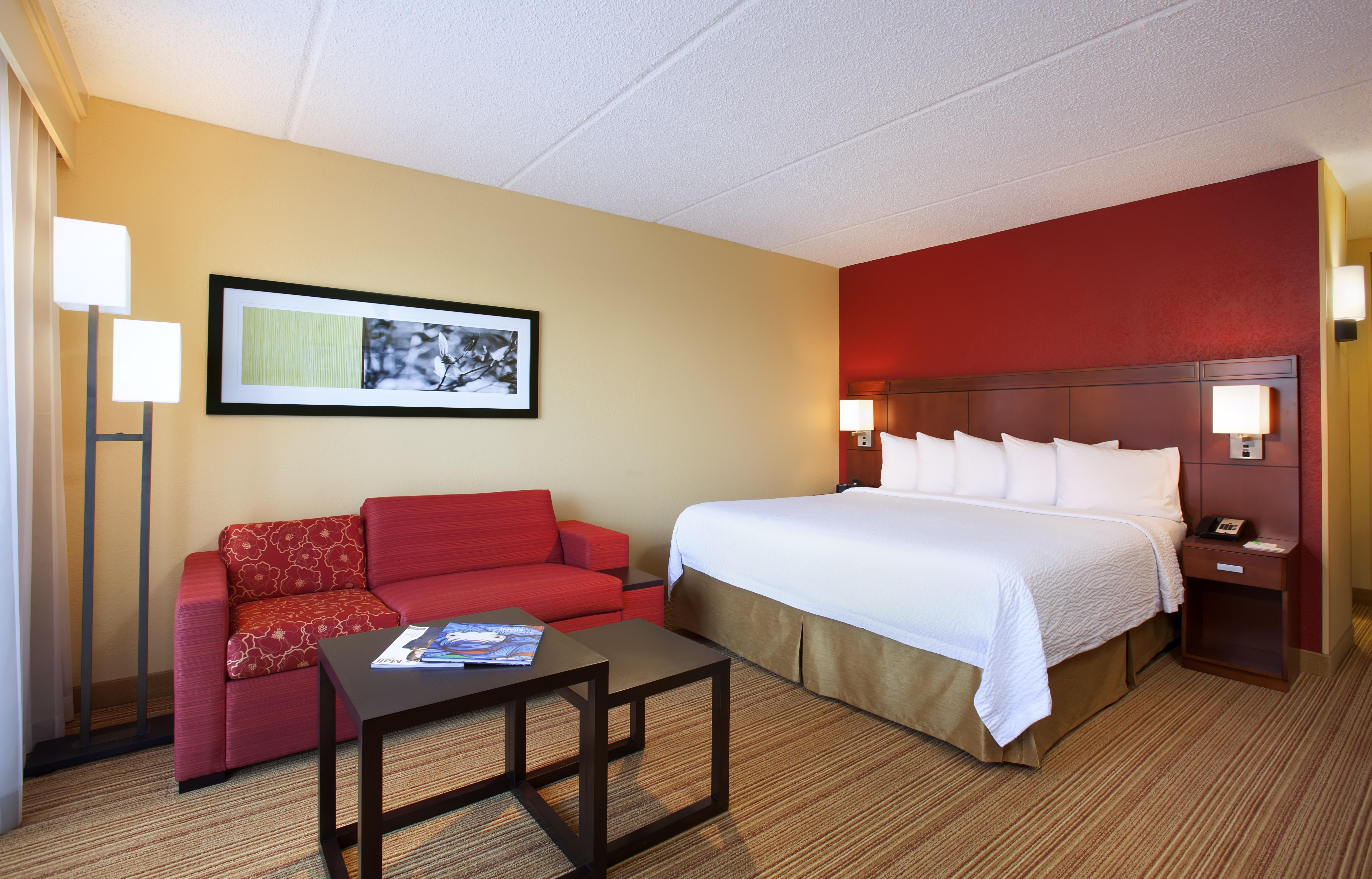 Hotel Courtyard By Marriott Miami Mall 3*