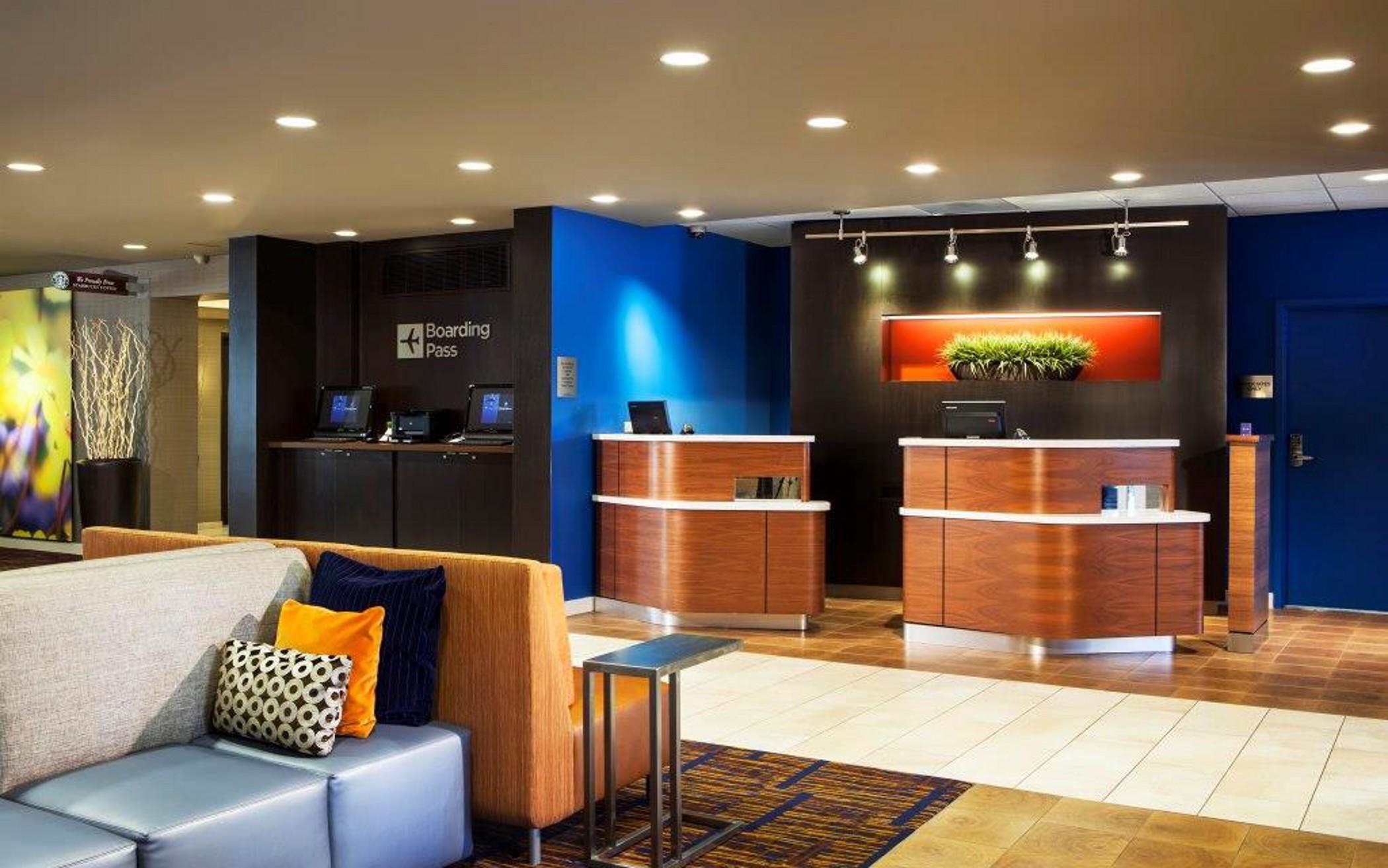 Hotel Courtyard By Marriott Miami Mall 3*