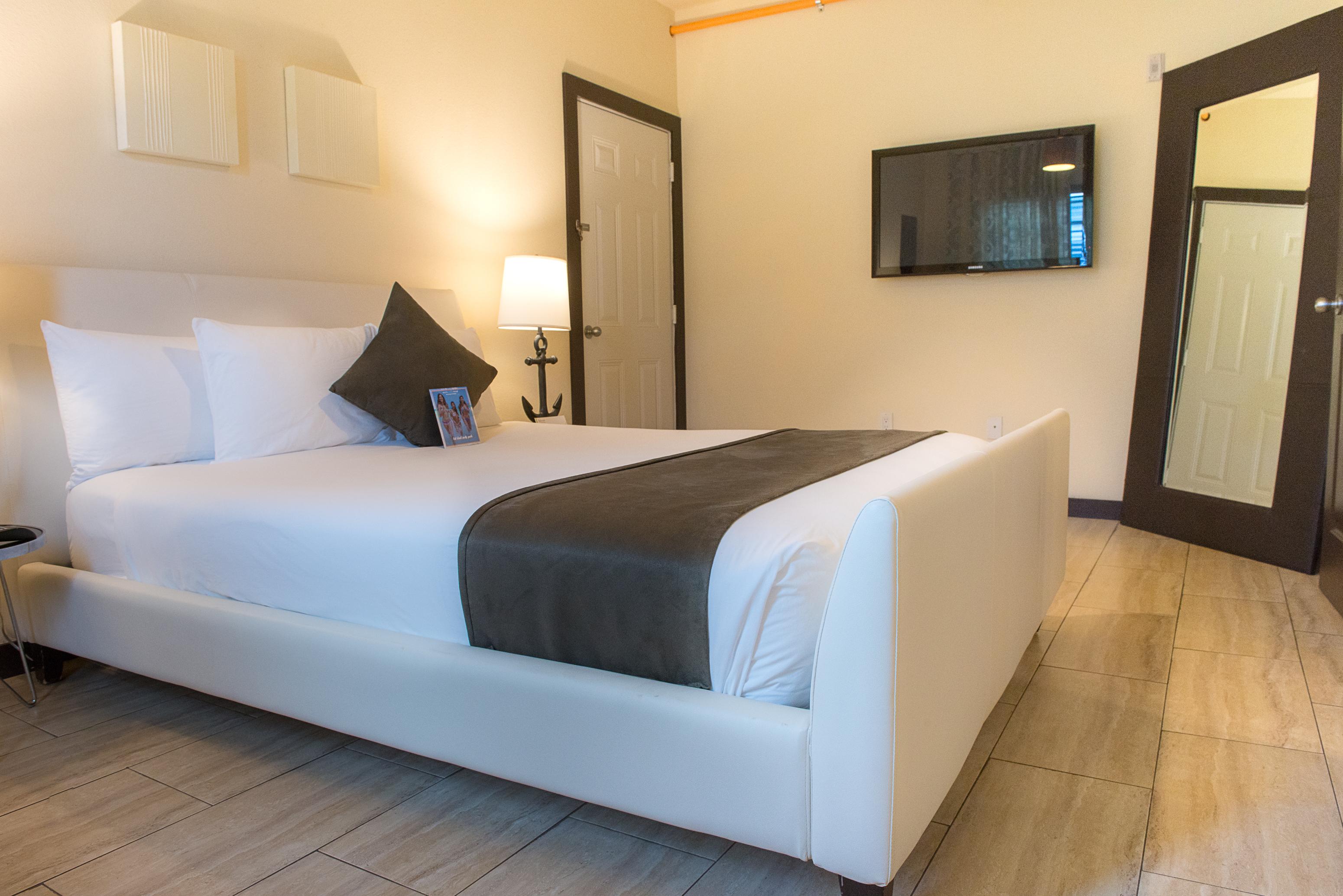 Tradewinds Miami Hotel