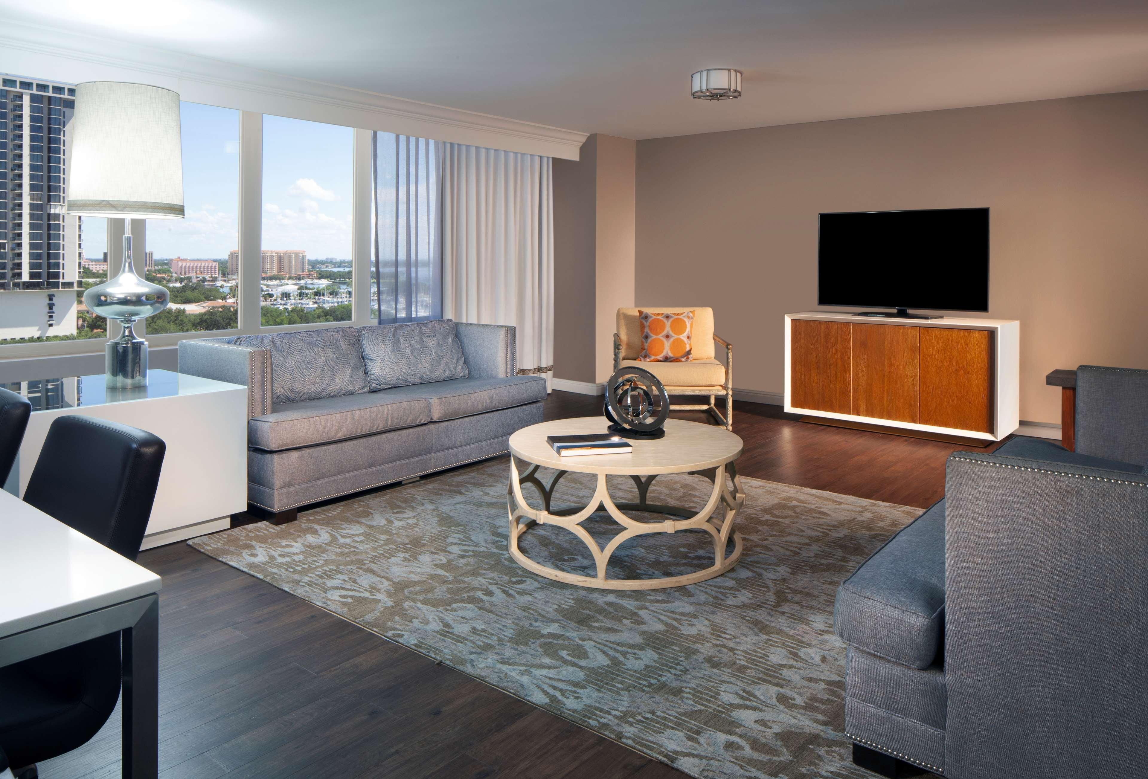 Hilton Bayfront 4* St. Petersburg
