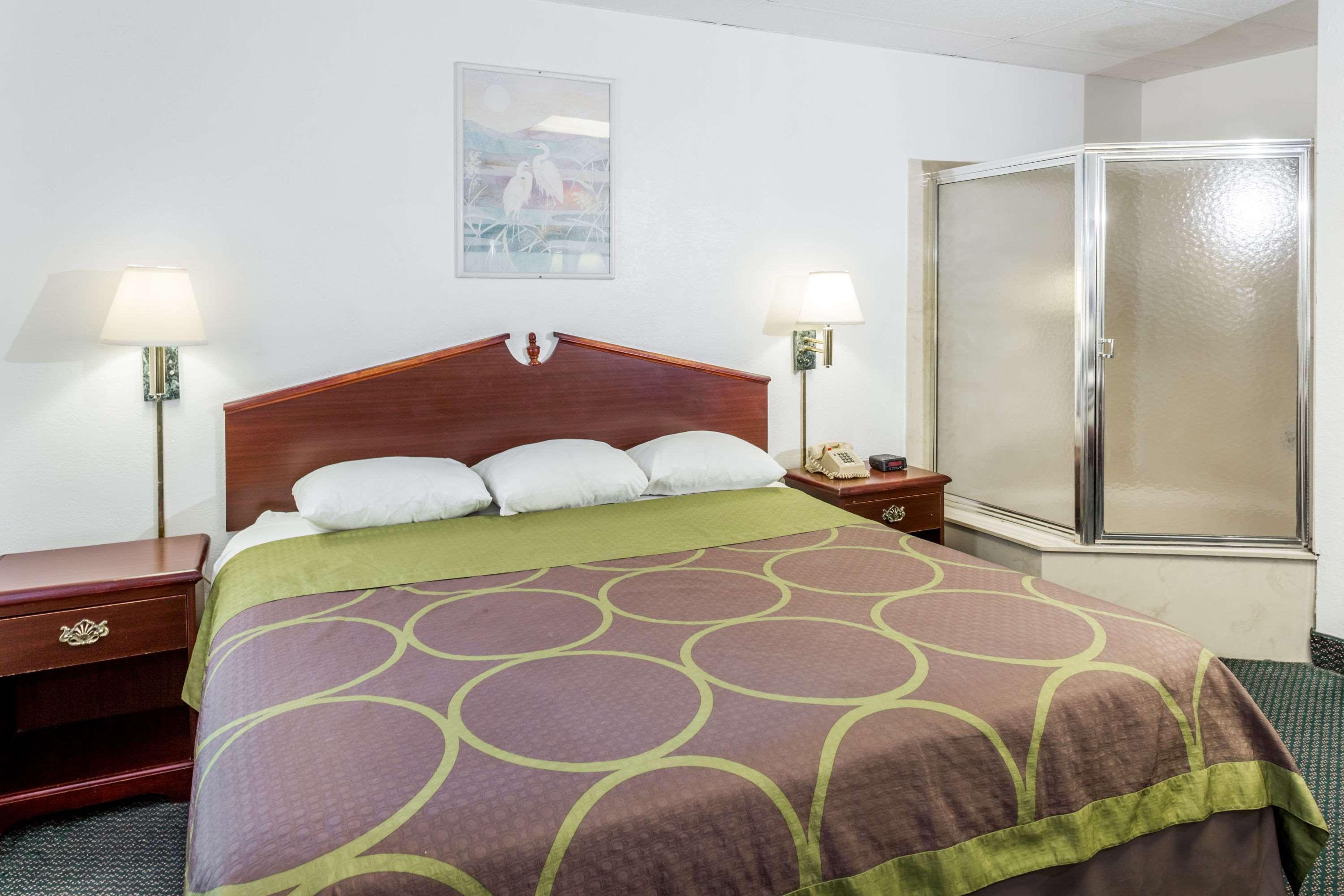 Super 8 By Wyndham Pompano Hotel Pompano Beach