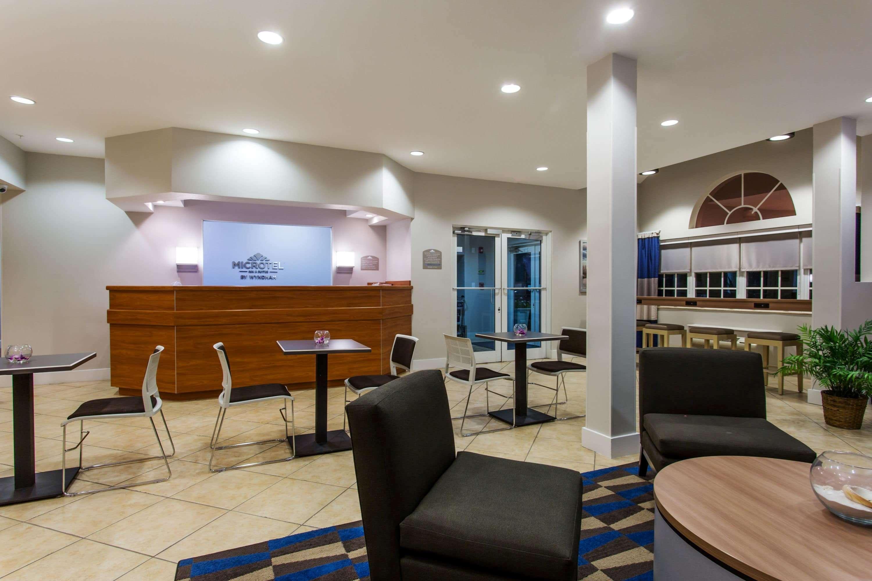 Microtel & By Wyndham Punta Gorda Hotel 3*