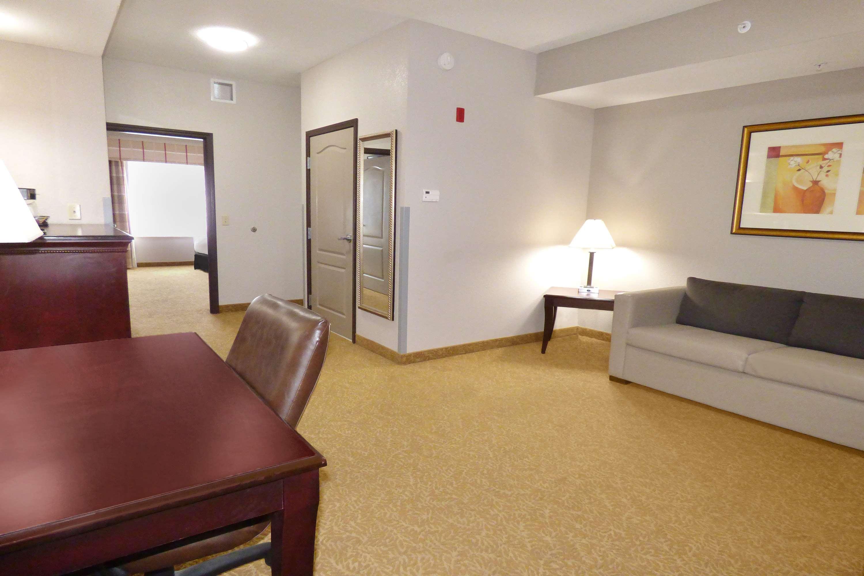 Country & By Radisson, West, Fl Hotel 3*