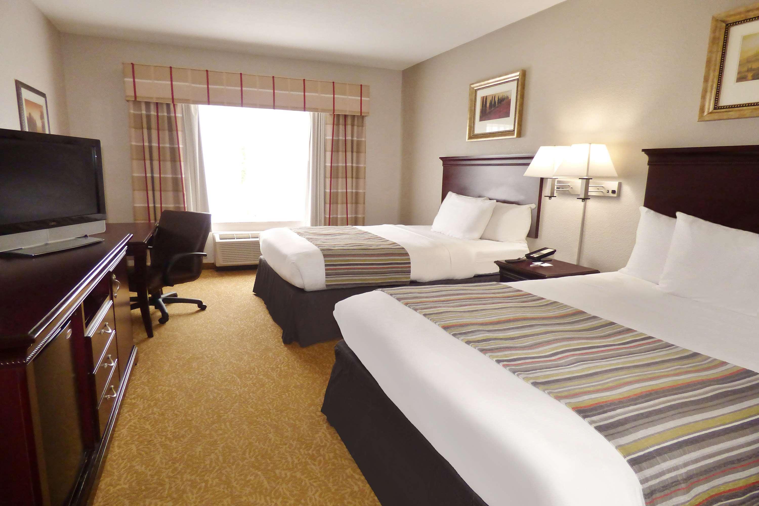 Country & By Radisson, West, Fl Hotel 3*