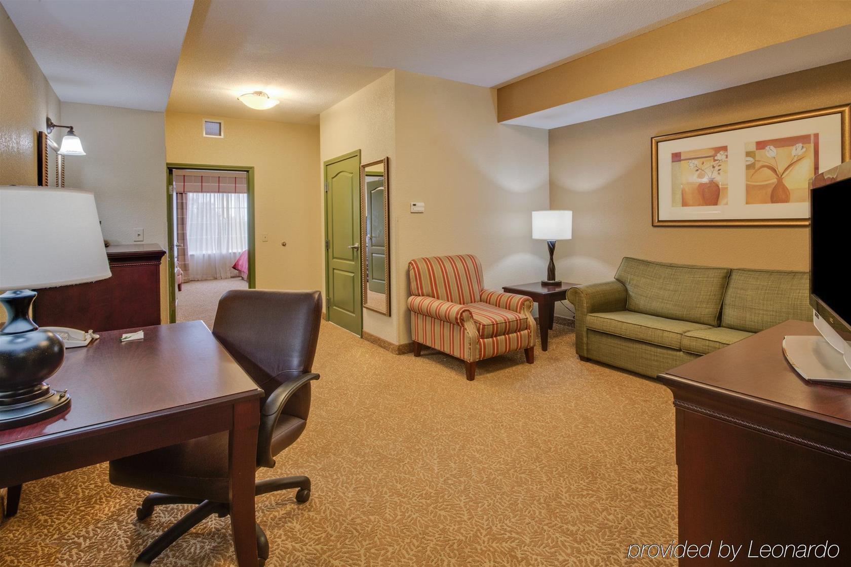 Country & By Radisson, West, Fl 3*