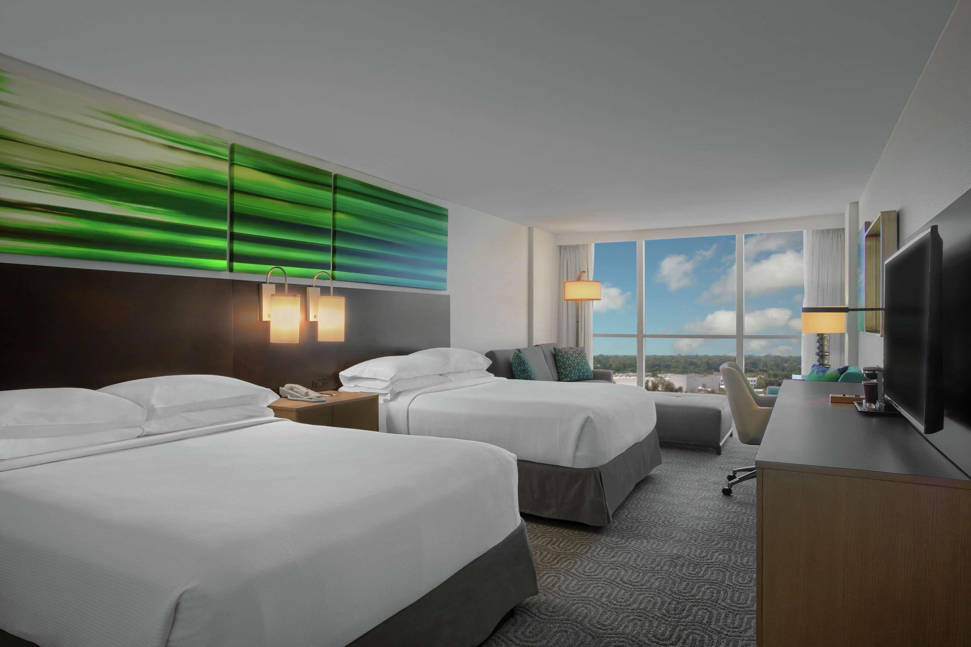Doubletree By Hilton At The Entrance To Universal Hotel 3*