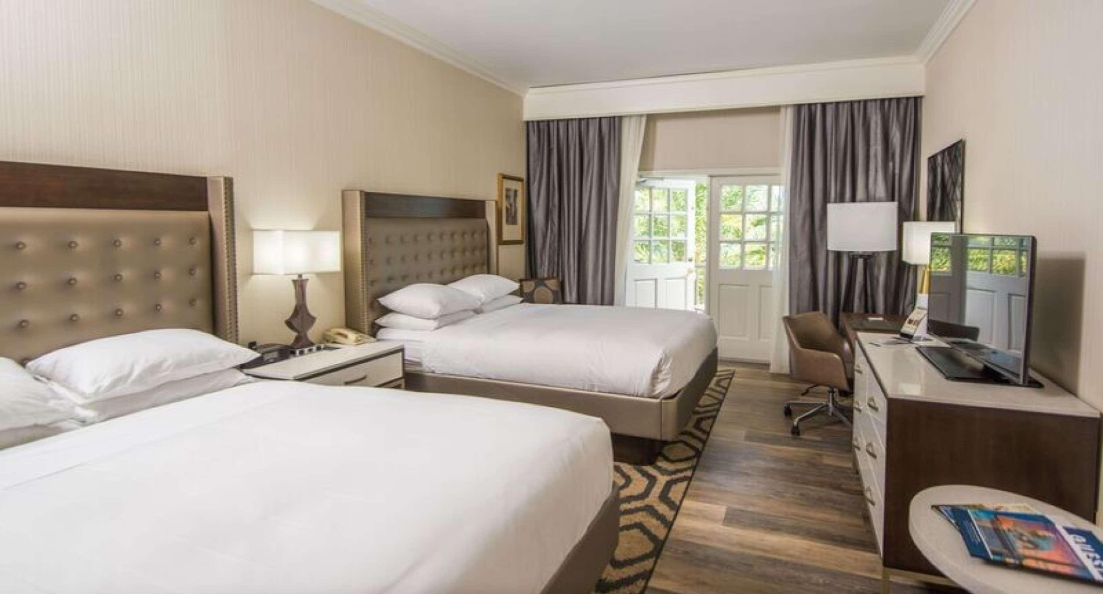Hotel Hilton Historic Bayfront 4*