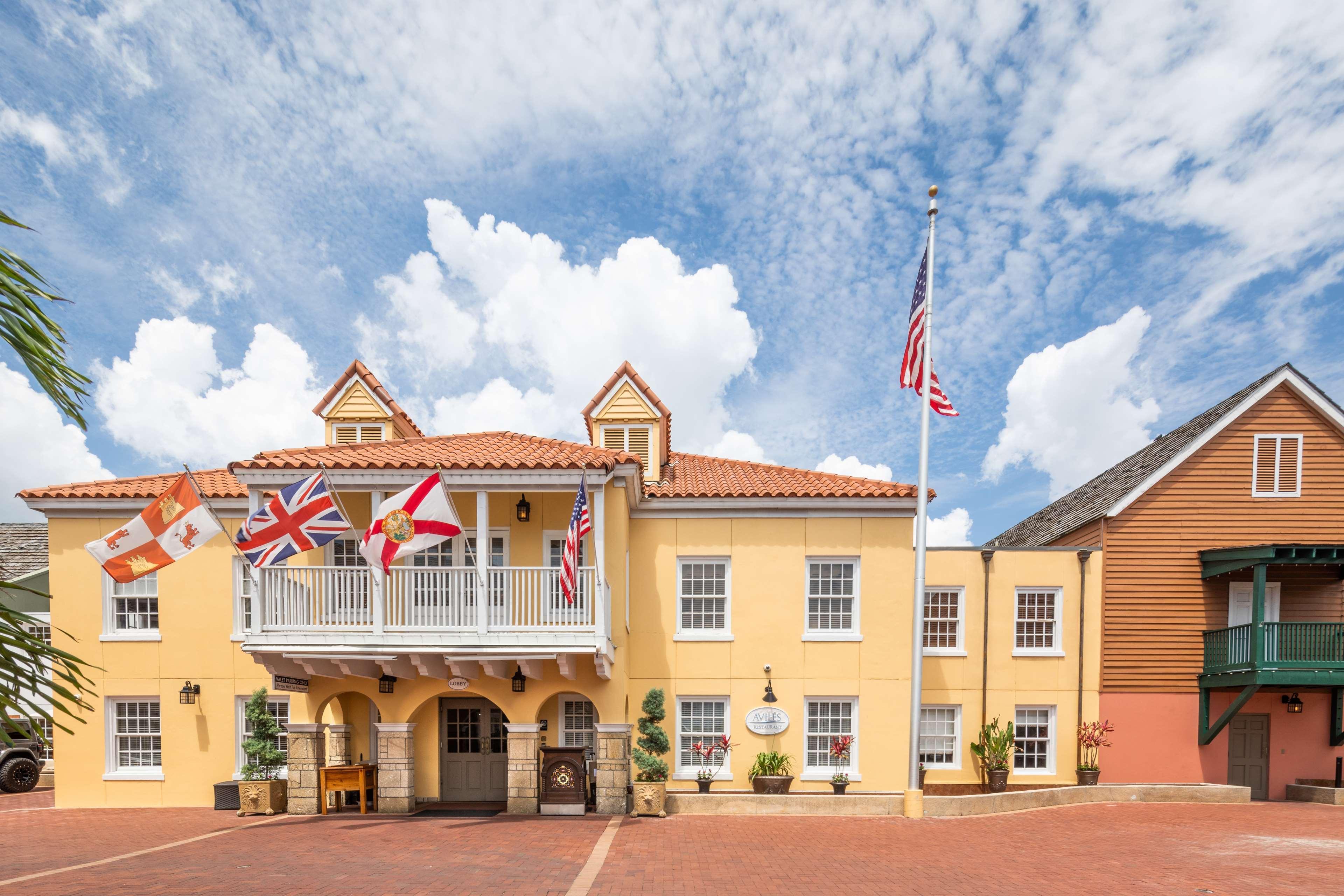 Hotel Hilton Historic Bayfront 4*