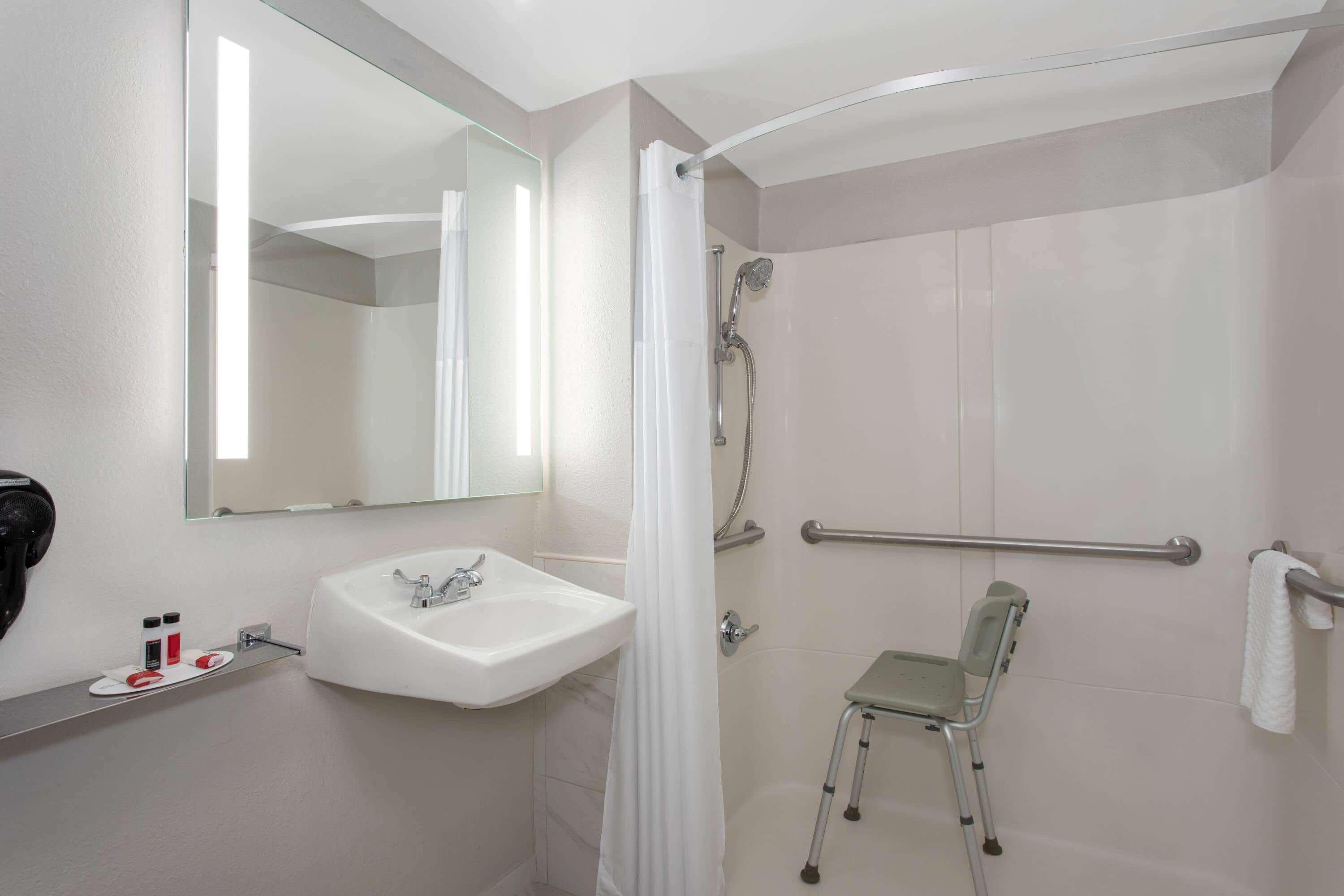 Days By Wyndham Orlando Conv. Center/international Dr Hotel Williamsburg