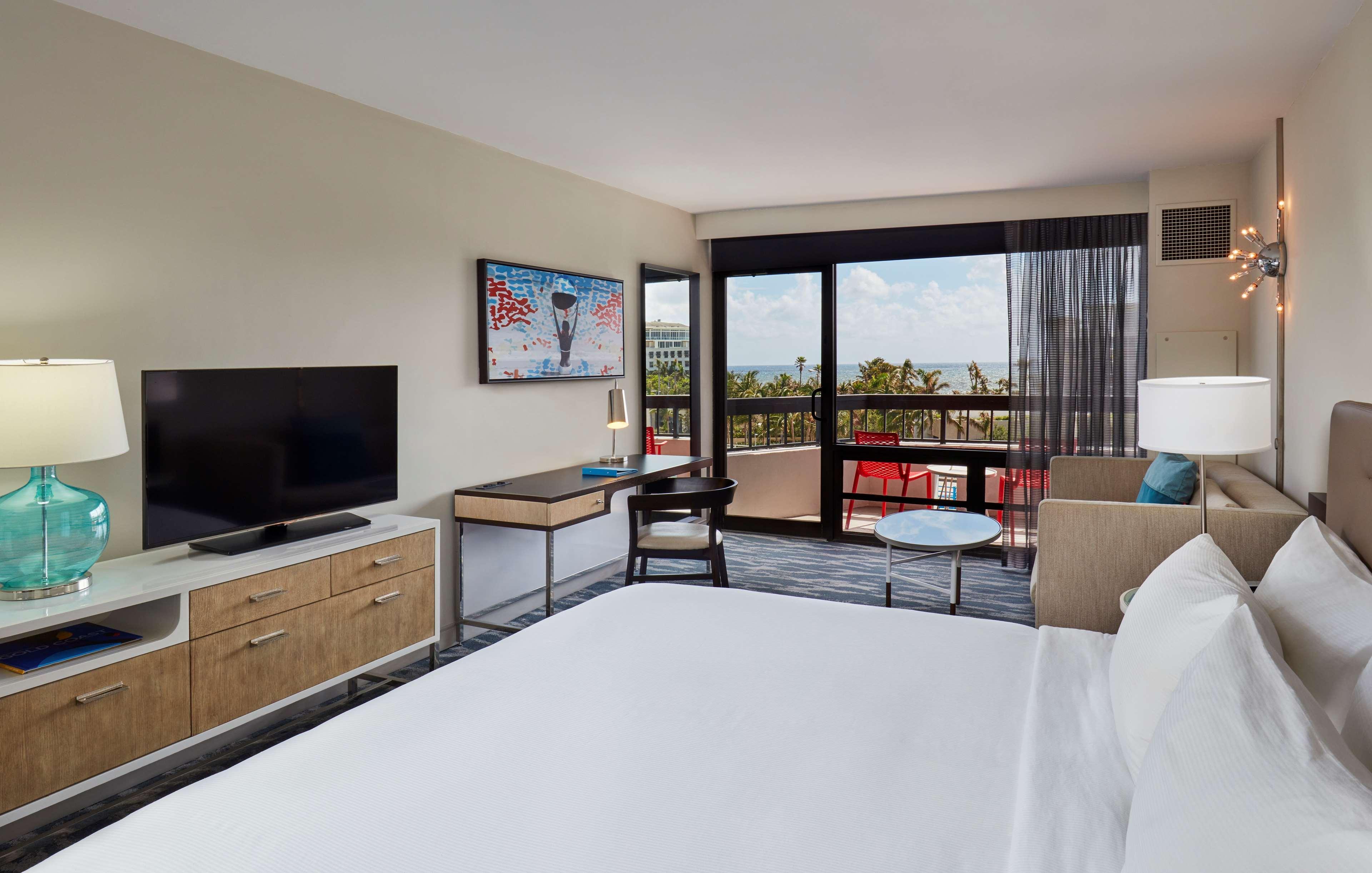 Waterstone & Marina Boca Raton, Curio Collection By Hilton Resort Boca Raton