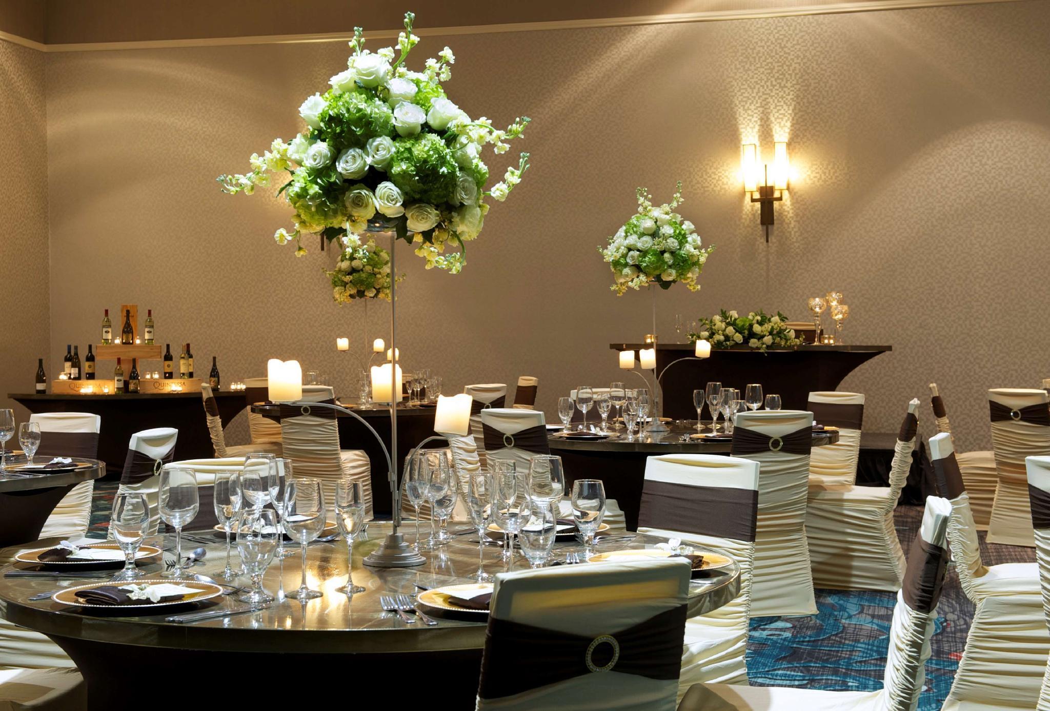 Hotel Embassy By Hilton Palm Gardens Pga Boulevard Palm Beach Gardens