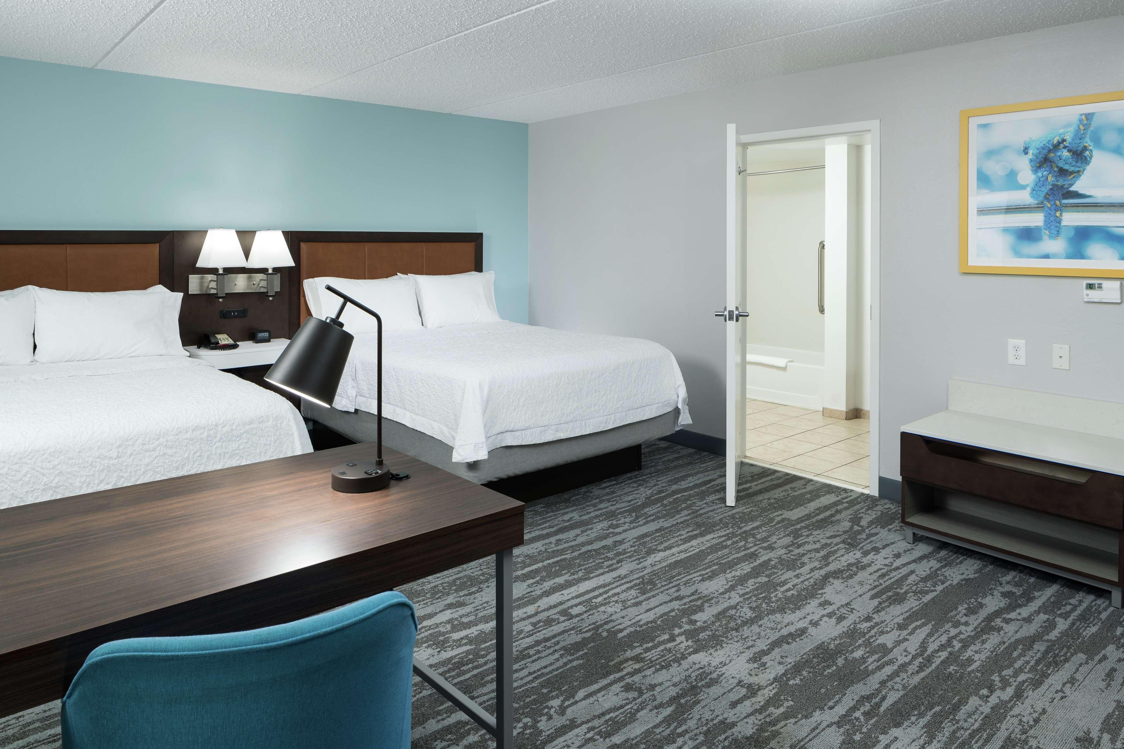 Hotel Hampton & Panama Beach-pier Park Area 3*