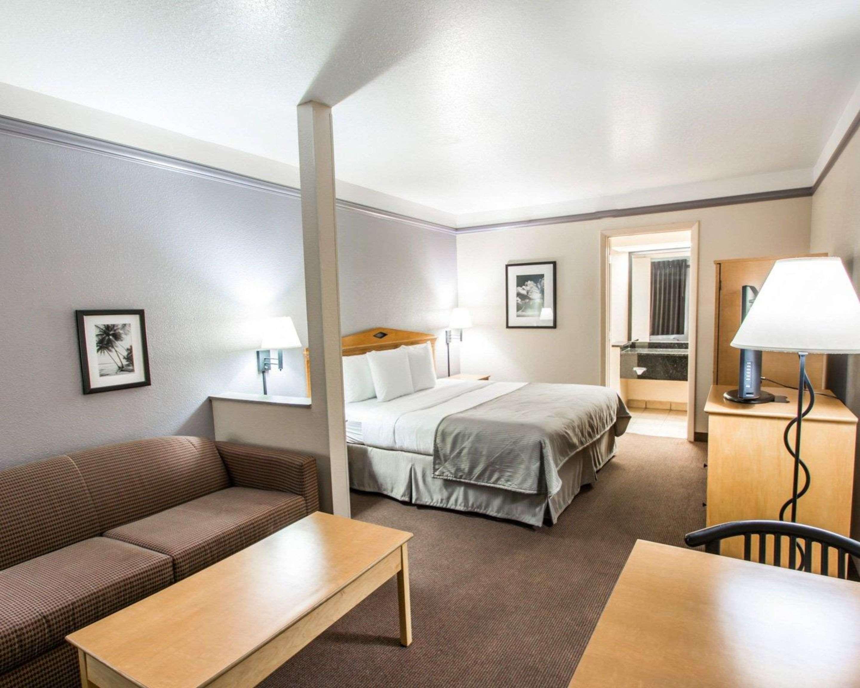 Maingate Garden Hotel 3*
