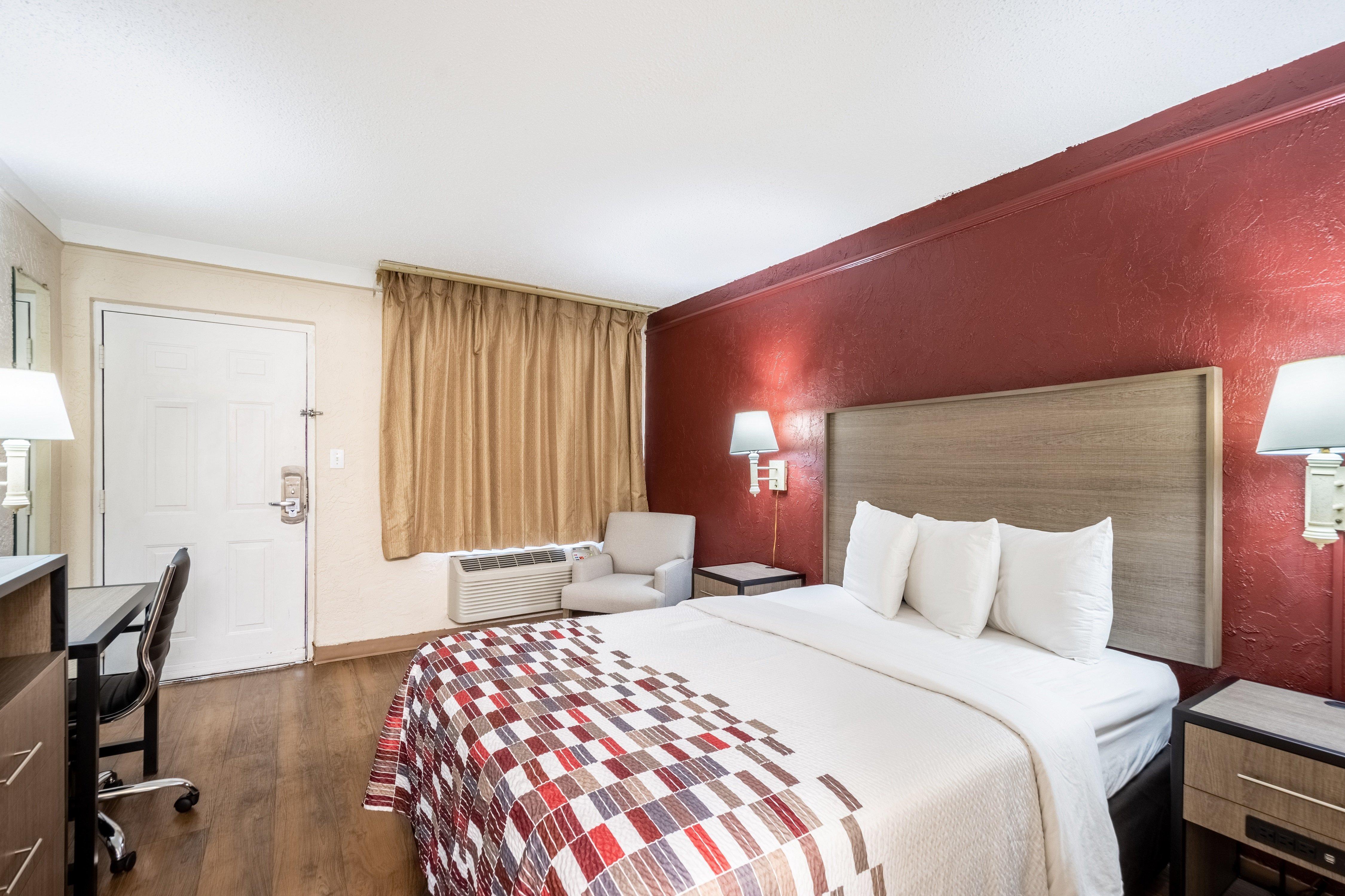 Motel Red Roof Tampa Bay -