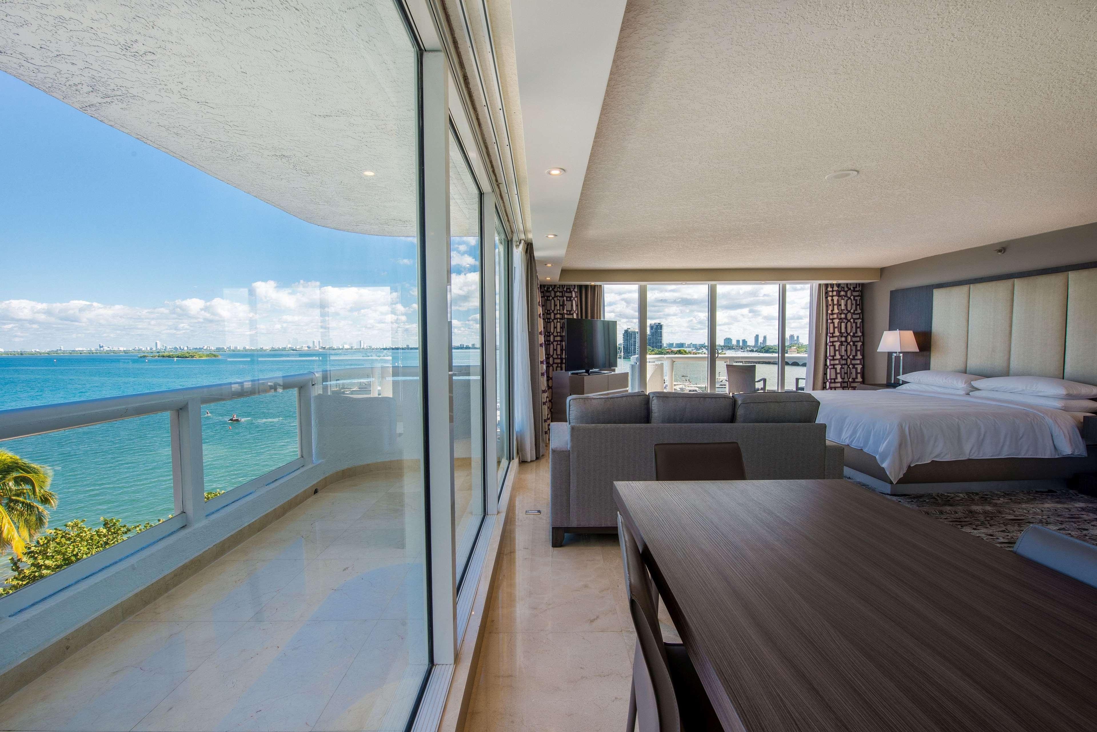 Doubletree By Hilton Grand Biscayne Bay Miami