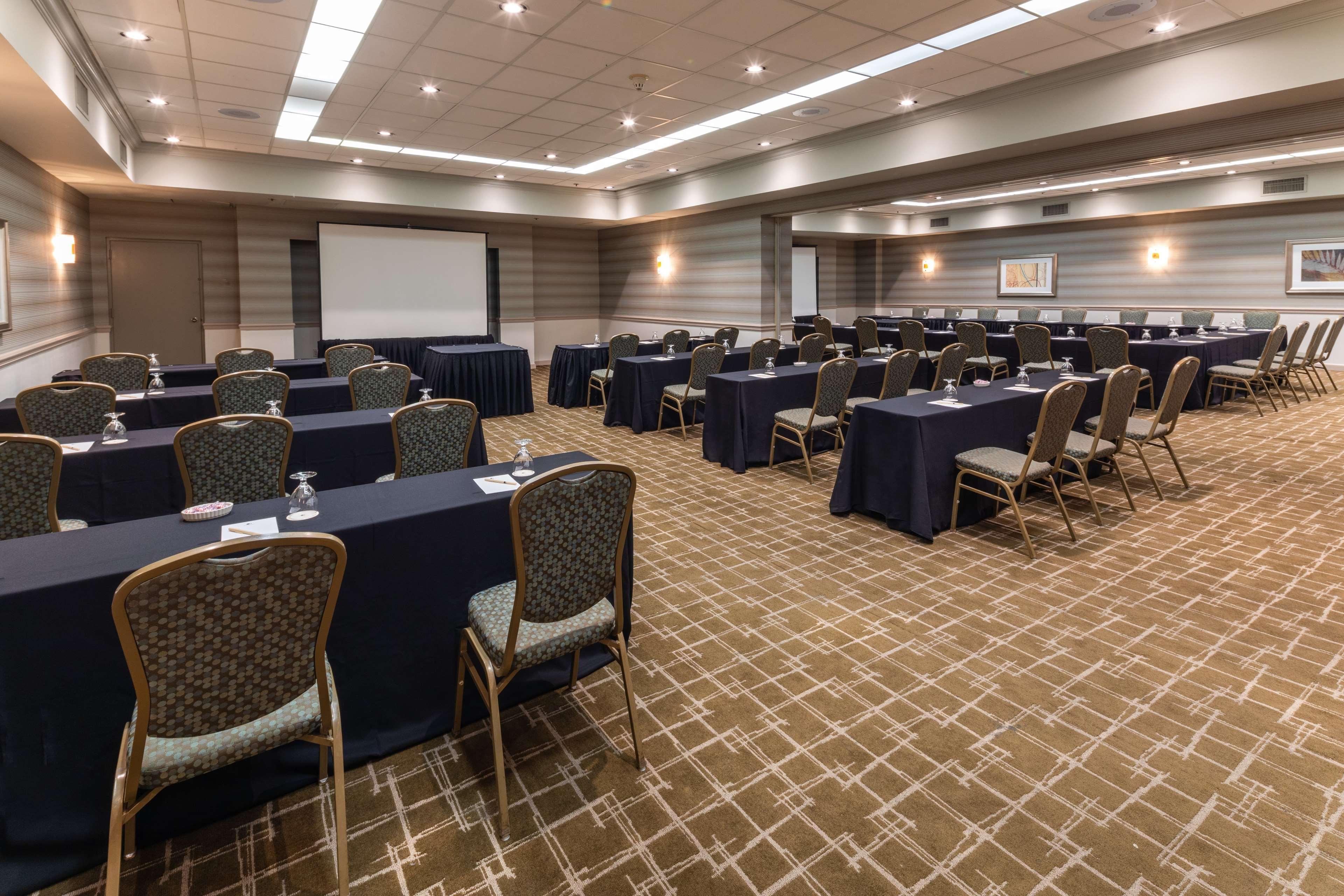 Hotel Doubletree By Hilton Grand Biscayne Bay 4*