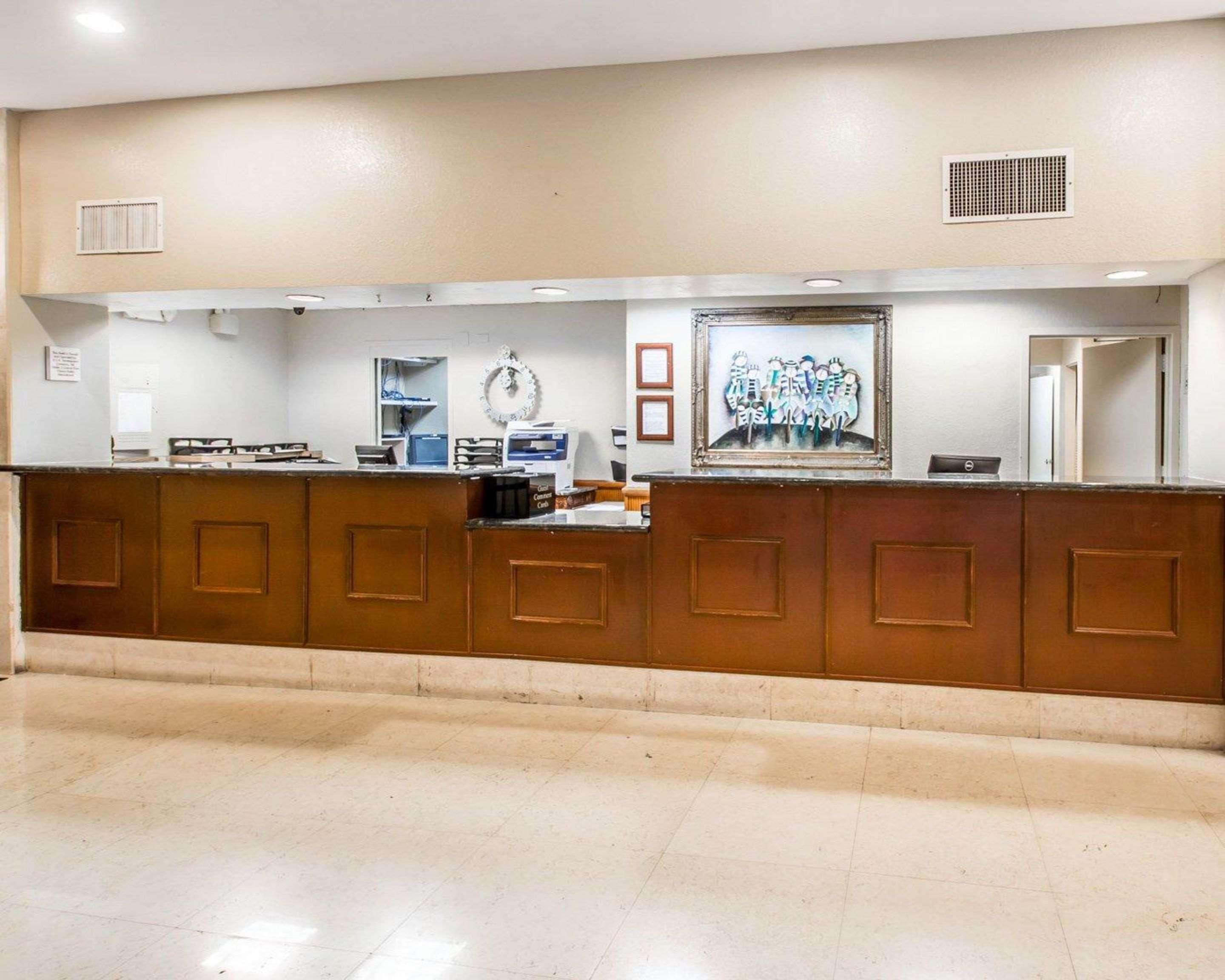 Hotel North Miami Gardens & (adults Only)
