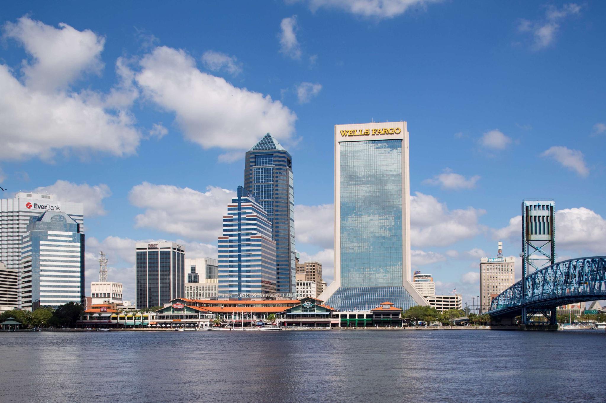 Doubletree By Hilton Riverfront, Fl Hotel