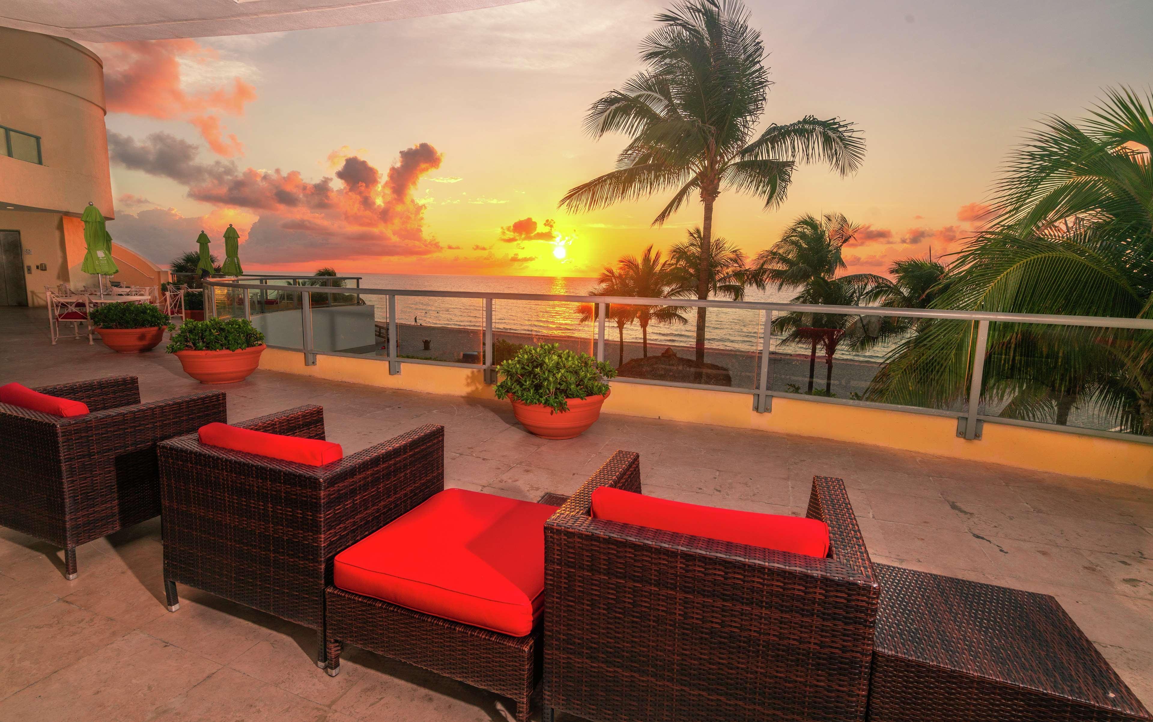 Doubletree By Hilton Ocean Point - North Miami Resort Sunny Isles Beach