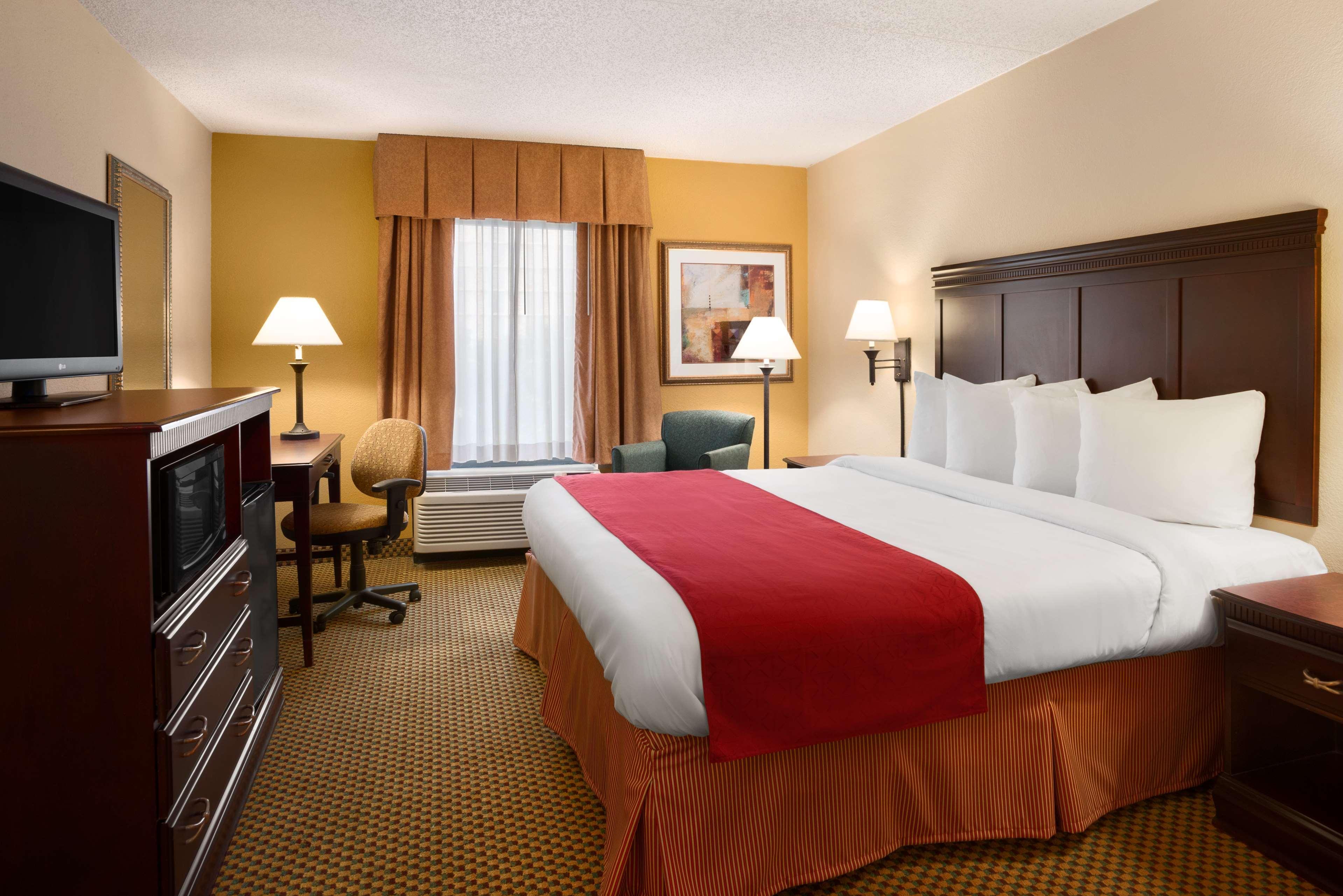 Country & By Radisson, I-95 South, Fl Hotel 3*