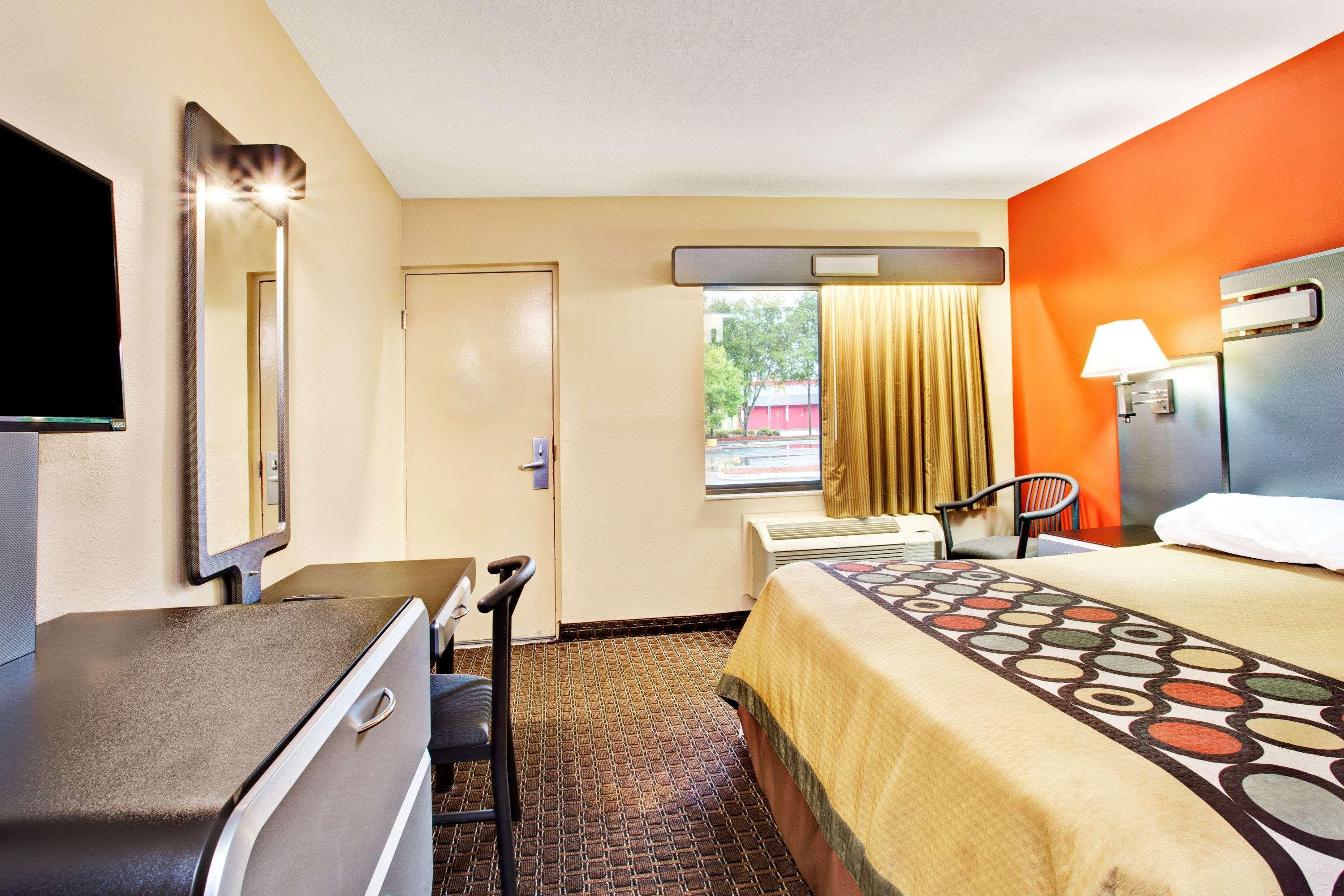 Hotel Super 8 By Wyndham Kissimmee/maingate/orlando Area