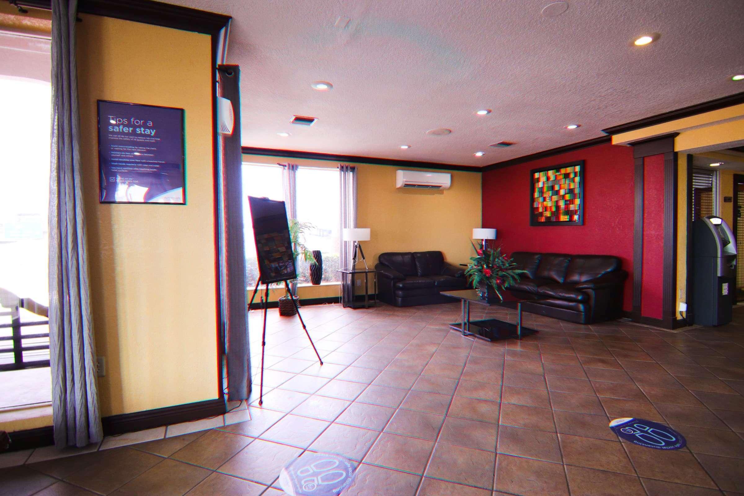 Ramada By Wyndham Orlando South Hotel 3*